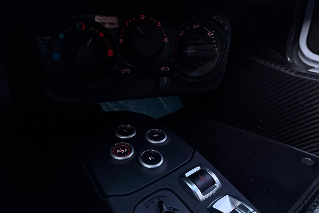 53049607