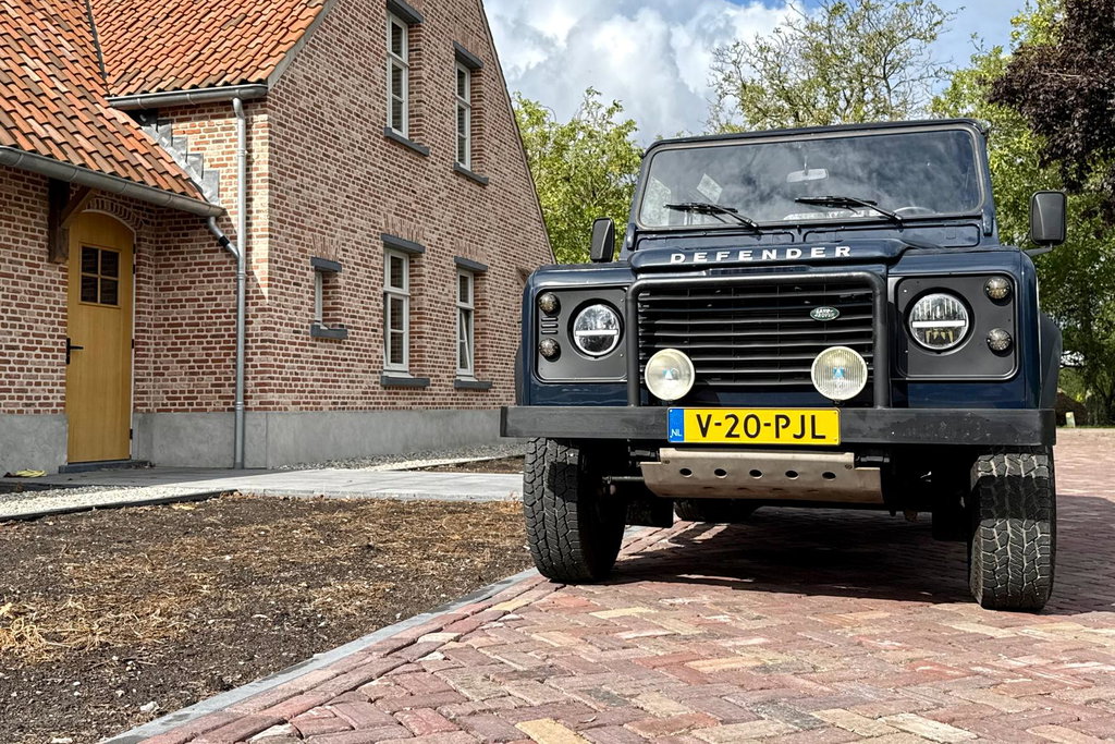 56095110