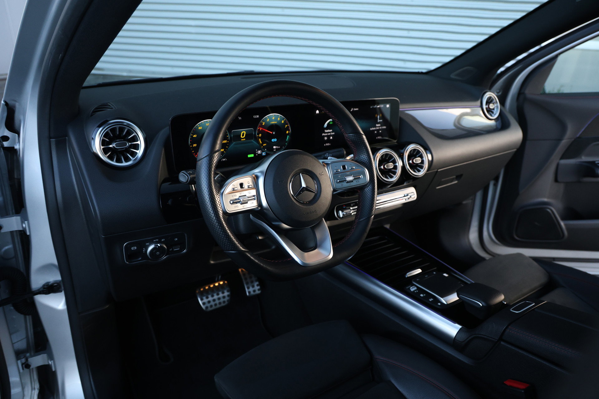 Mercedes-Benz GLA - 3
