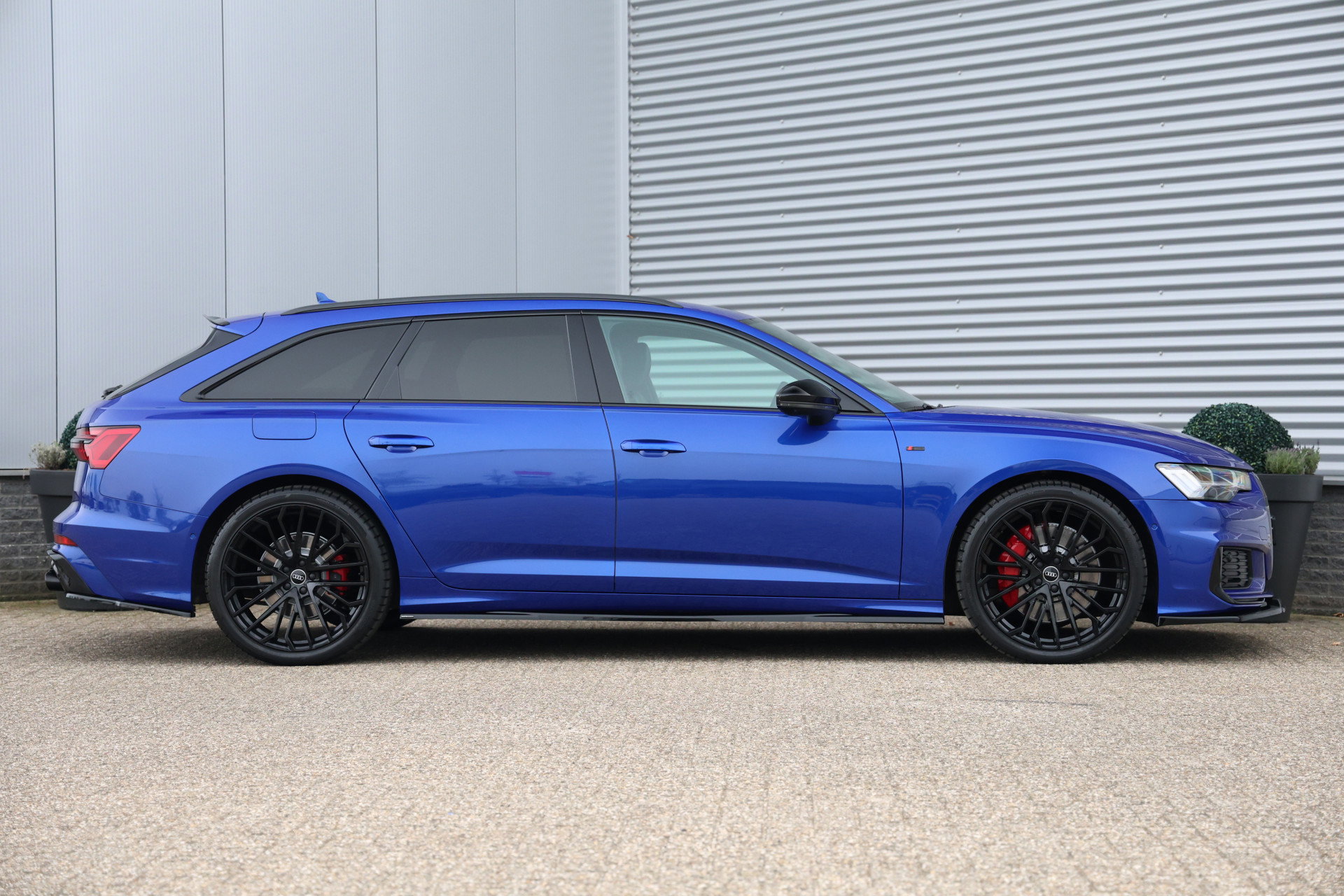 Audi A6 - 1