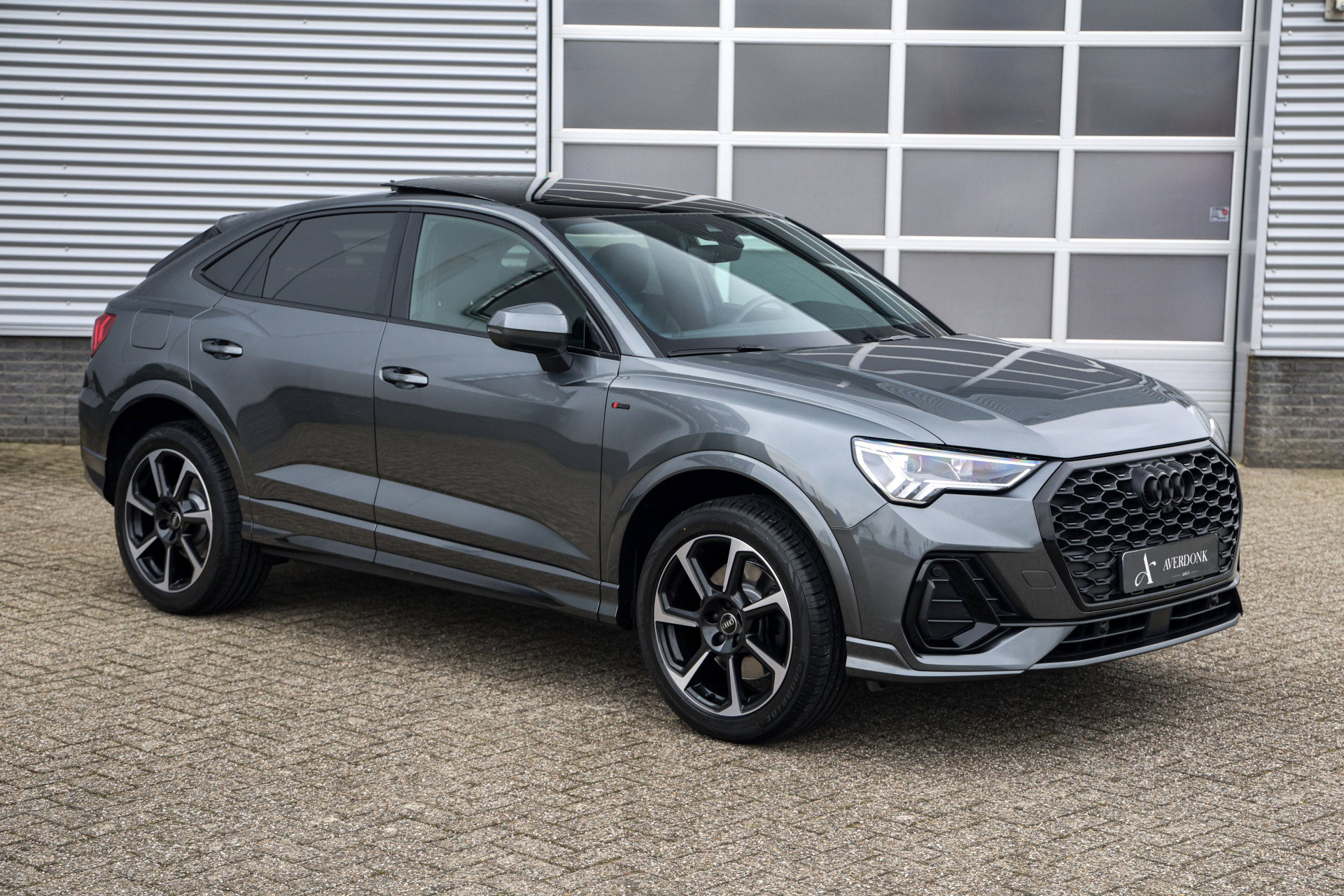 Audi Q3 Sportback - 17