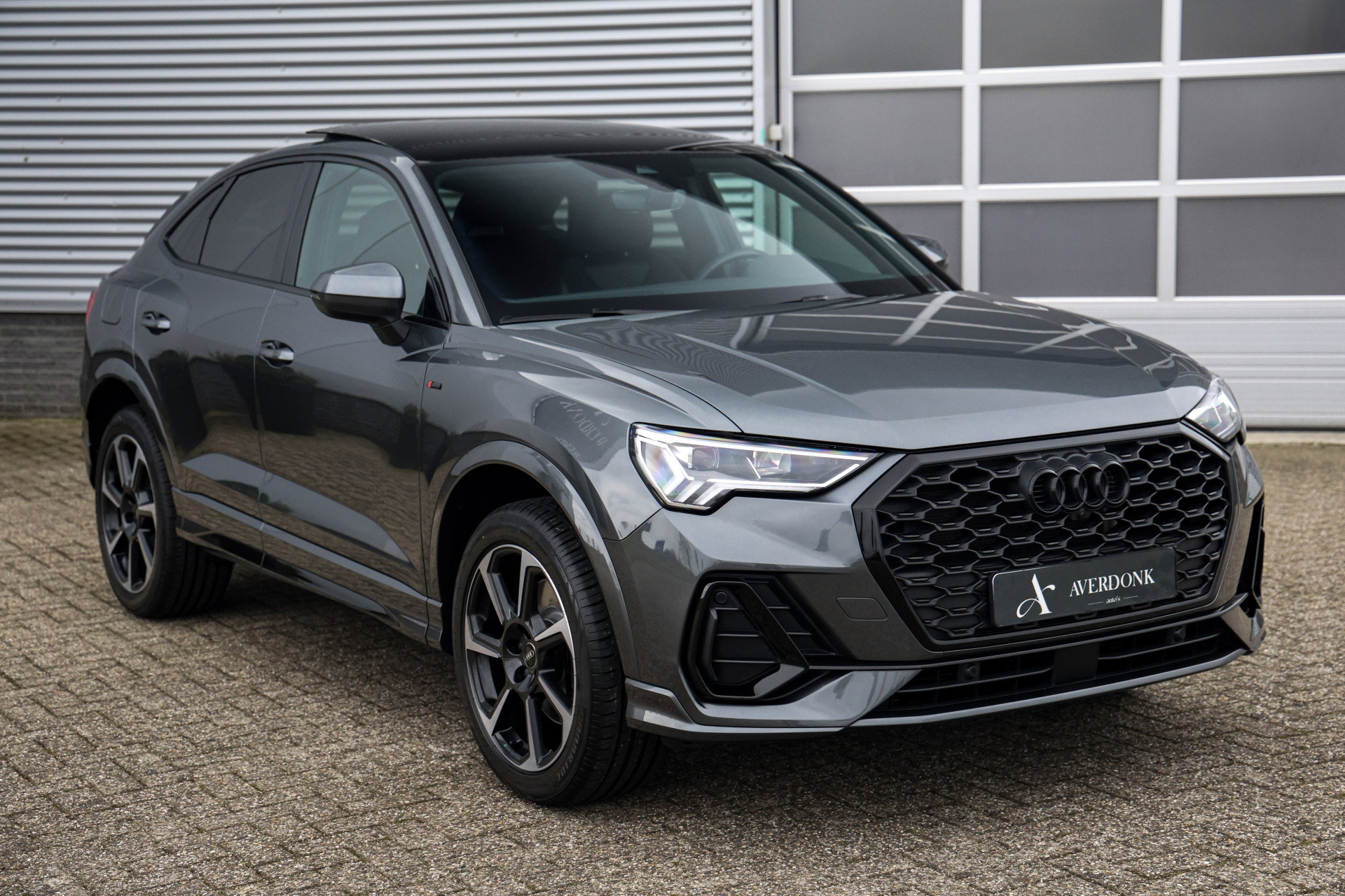 Audi Q3 Sportback - 19