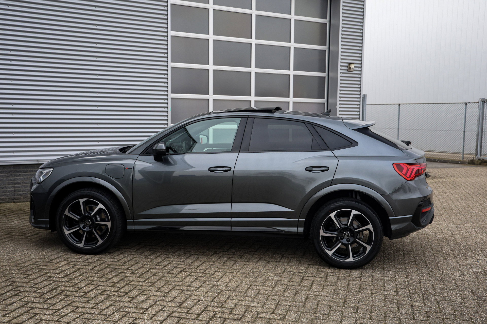 Audi Q3 Sportback - 6