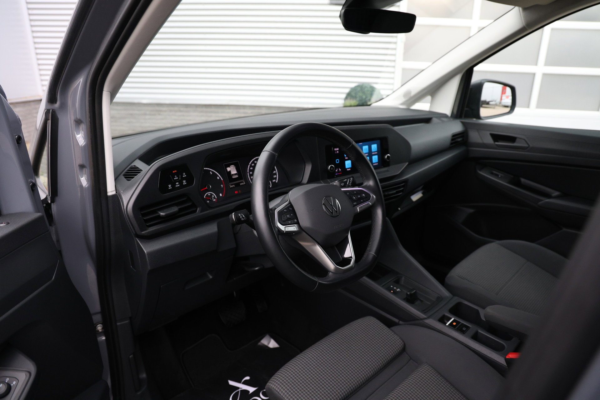 Volkswagen Caddy Cargo - 3