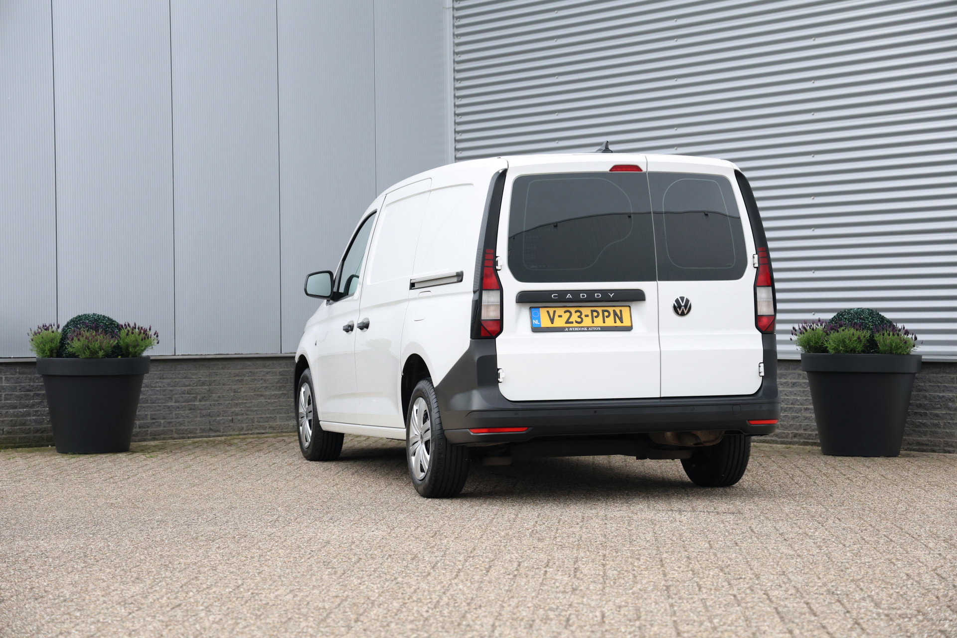 Volkswagen Caddy Cargo Maxi - 2