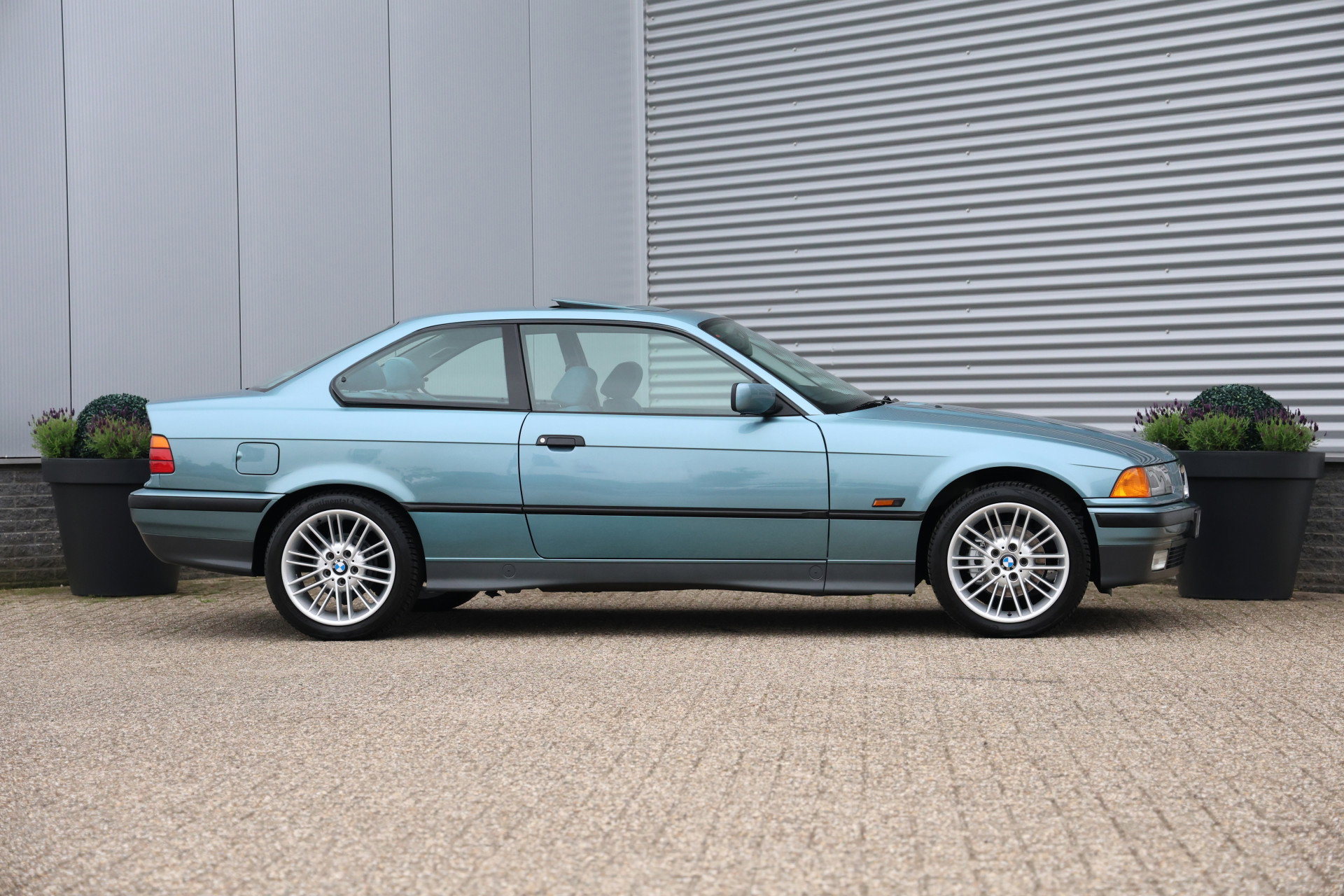 BMW 3 Serie - 1