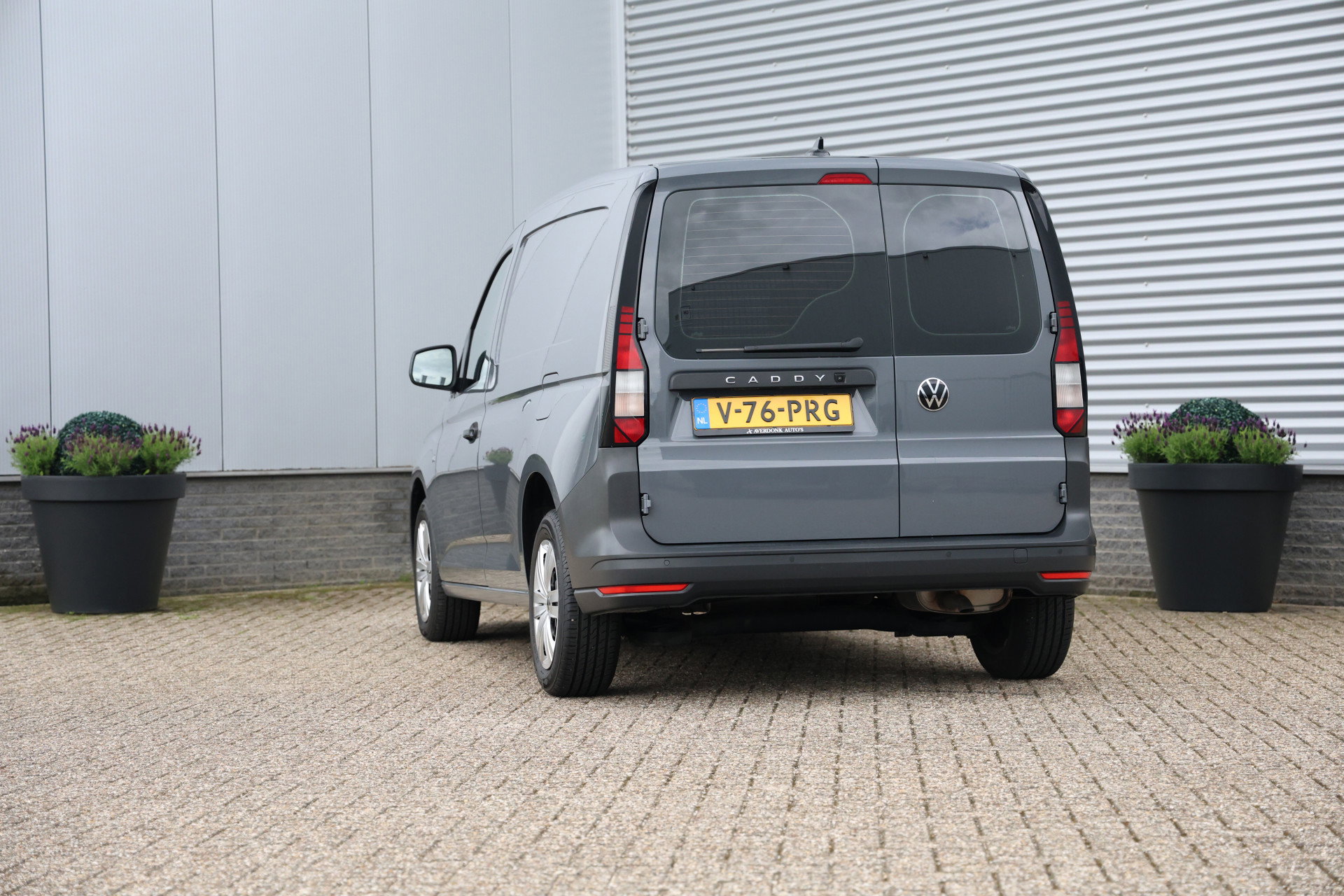 Volkswagen Caddy Cargo - 1