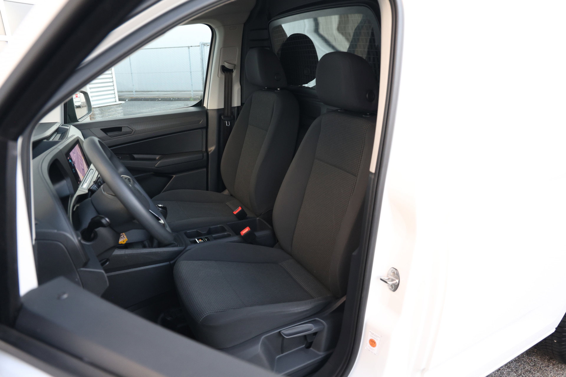 Volkswagen Caddy Cargo - 4