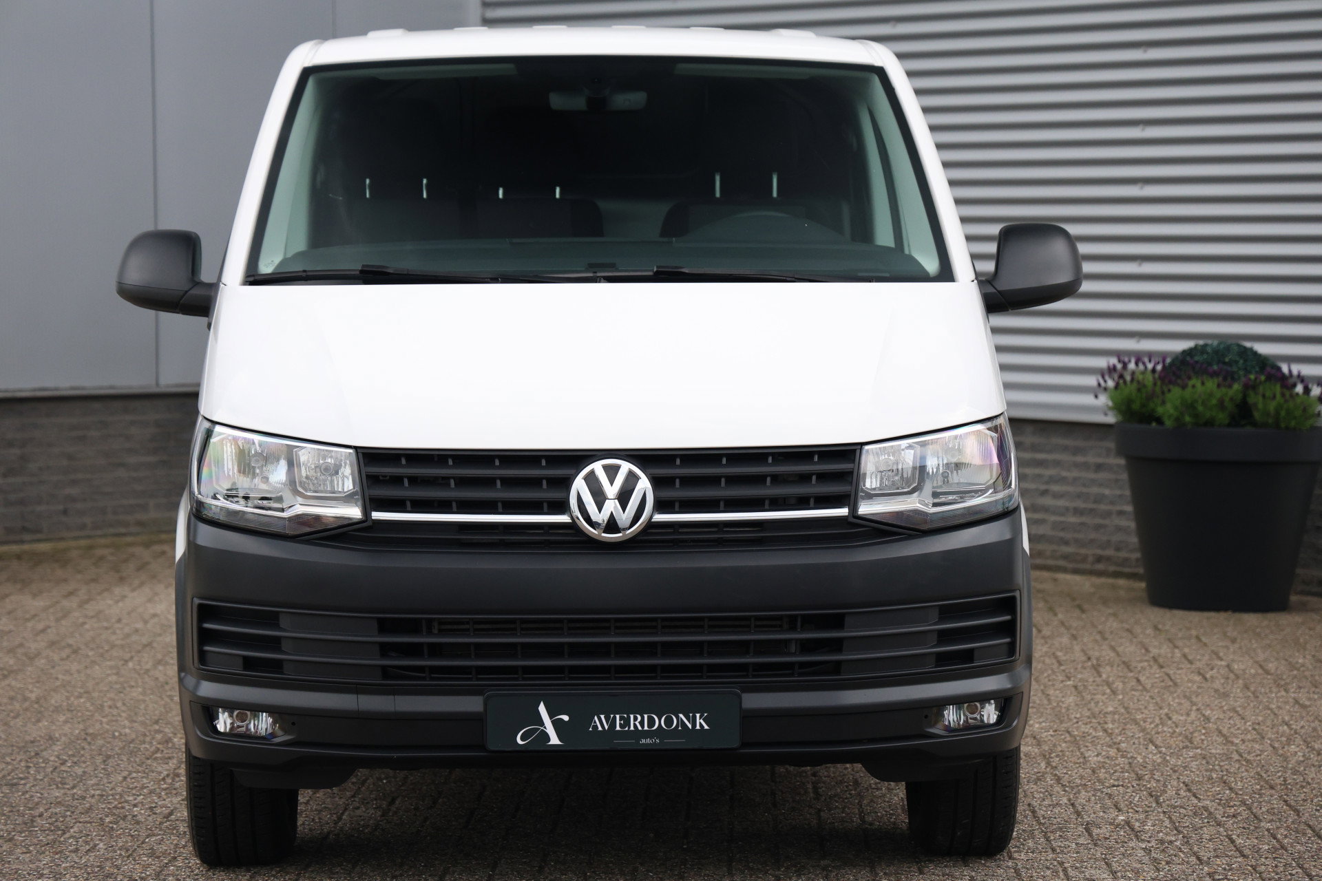 Volkswagen Transporter - 13