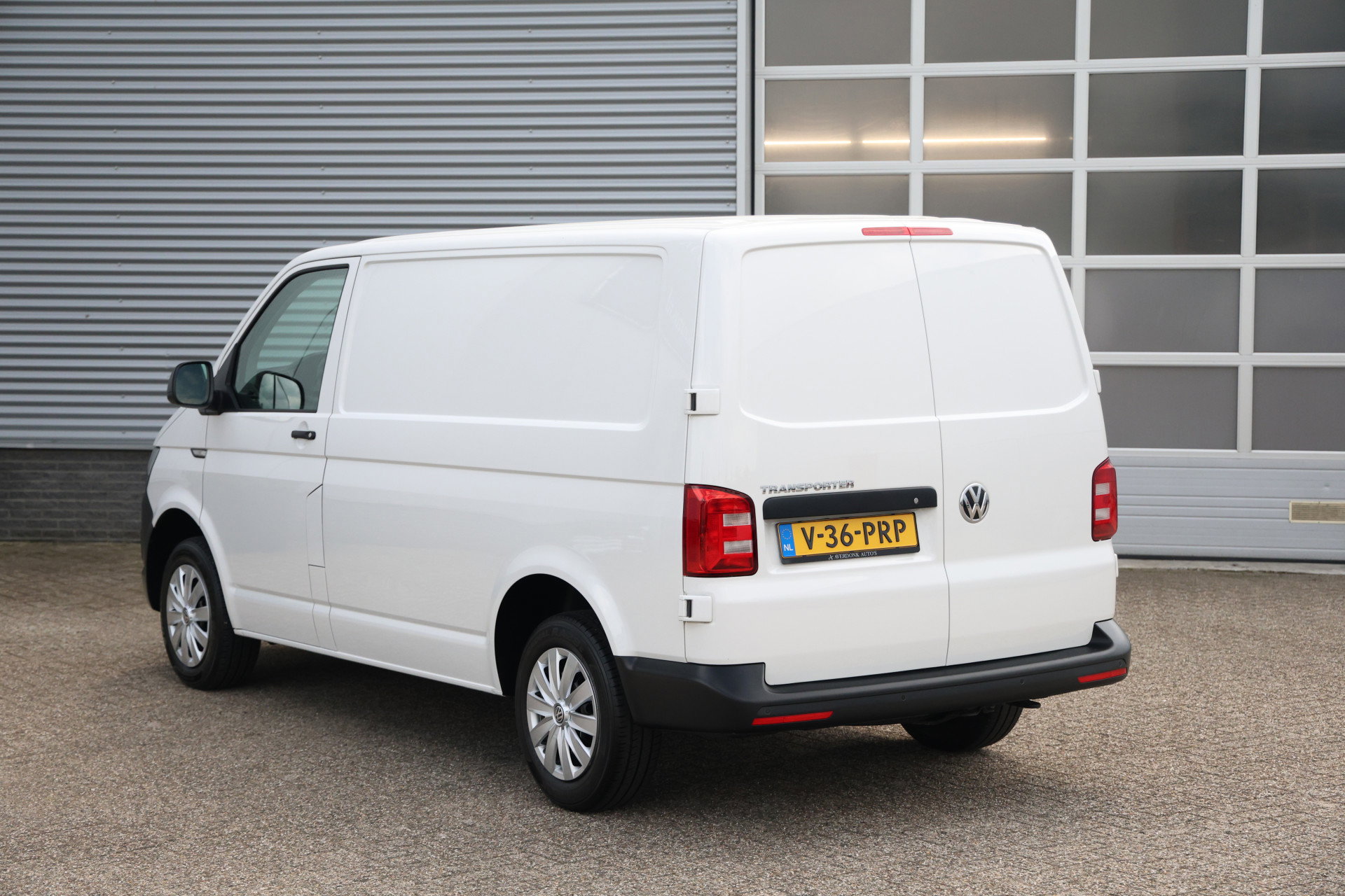 Volkswagen Transporter - 24