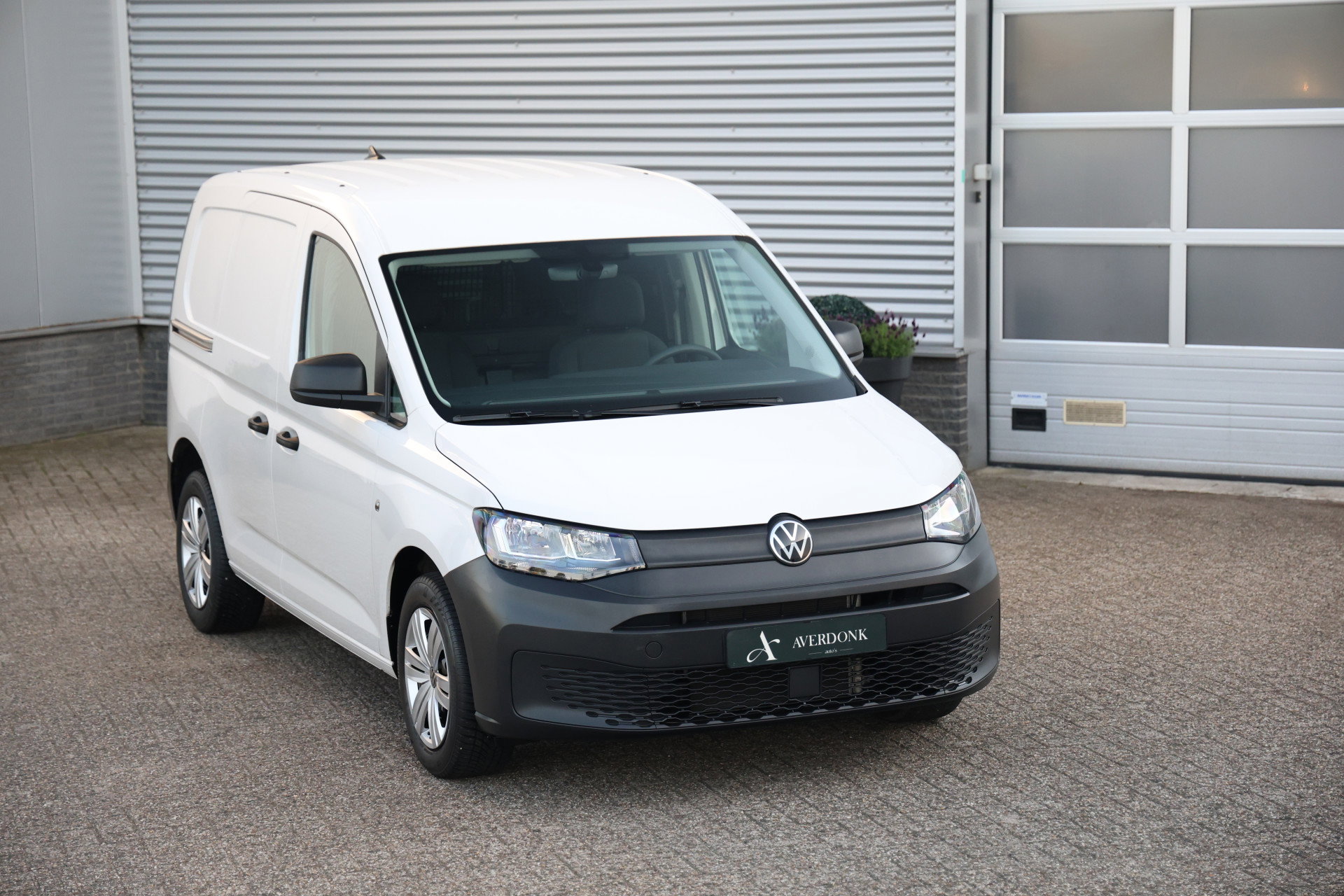 Volkswagen Caddy Cargo - 10
