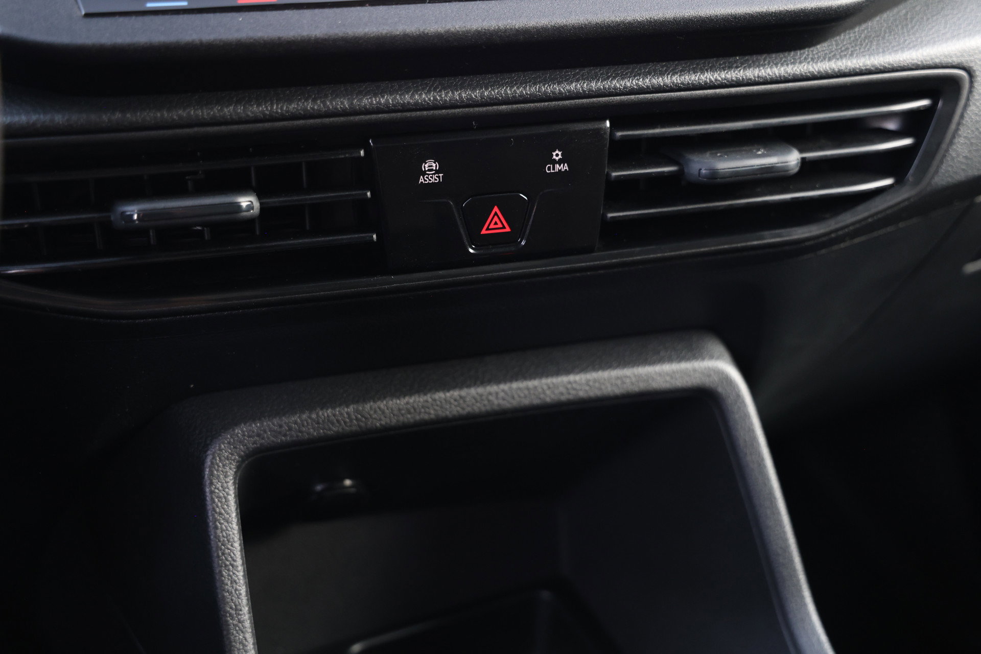 Volkswagen Caddy Cargo - 25