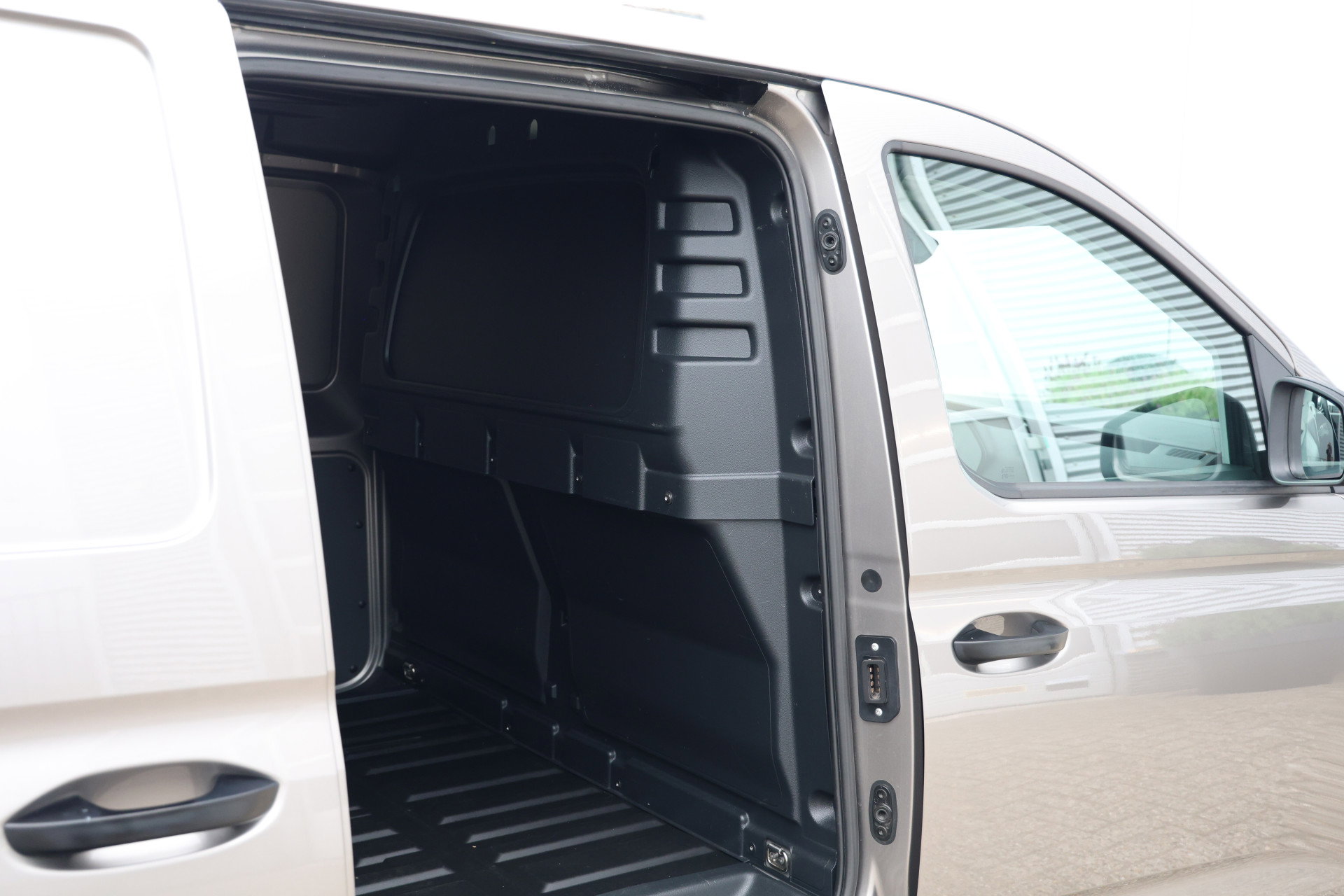 Volkswagen Caddy Cargo Maxi - 19