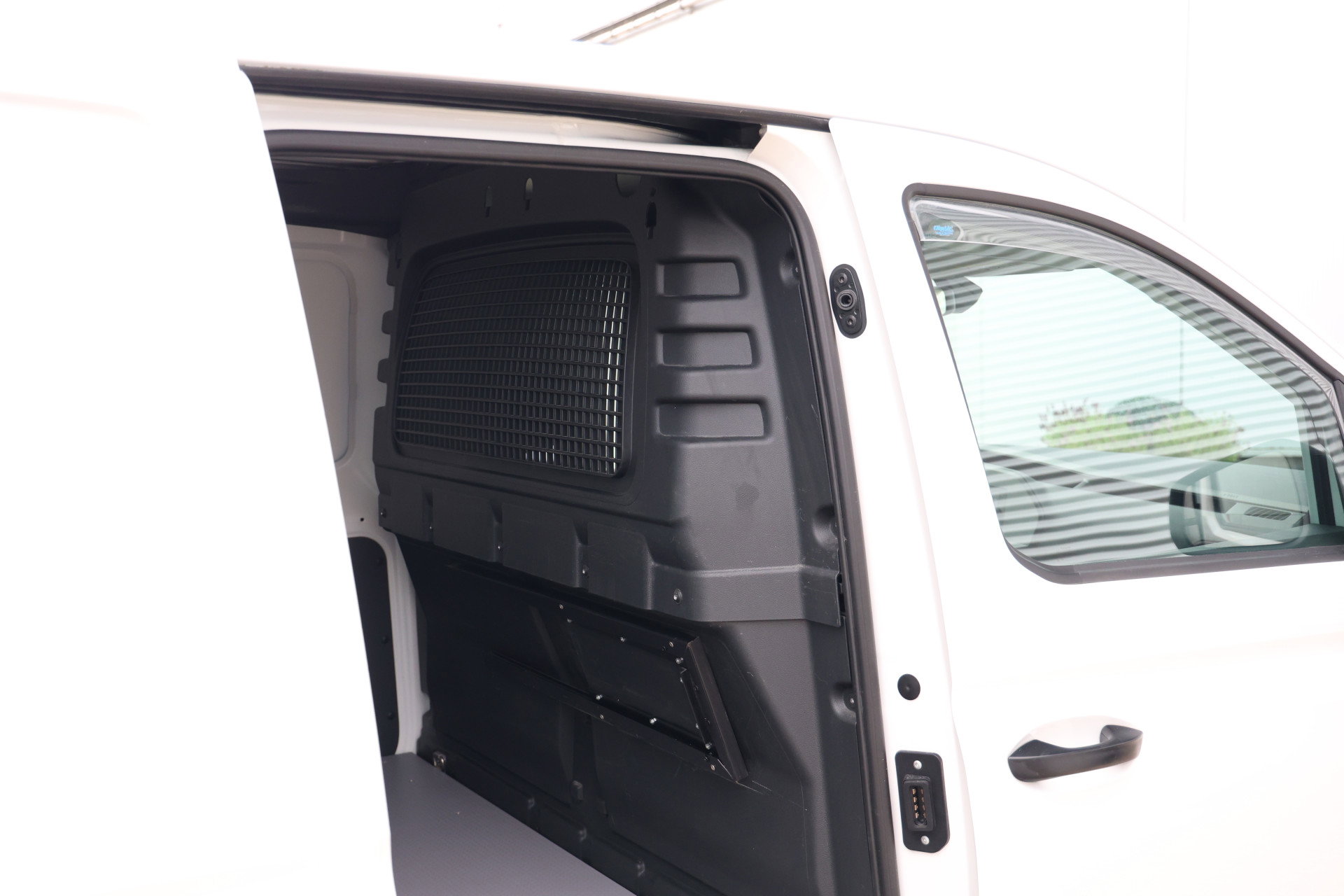 Volkswagen Caddy Cargo - 18