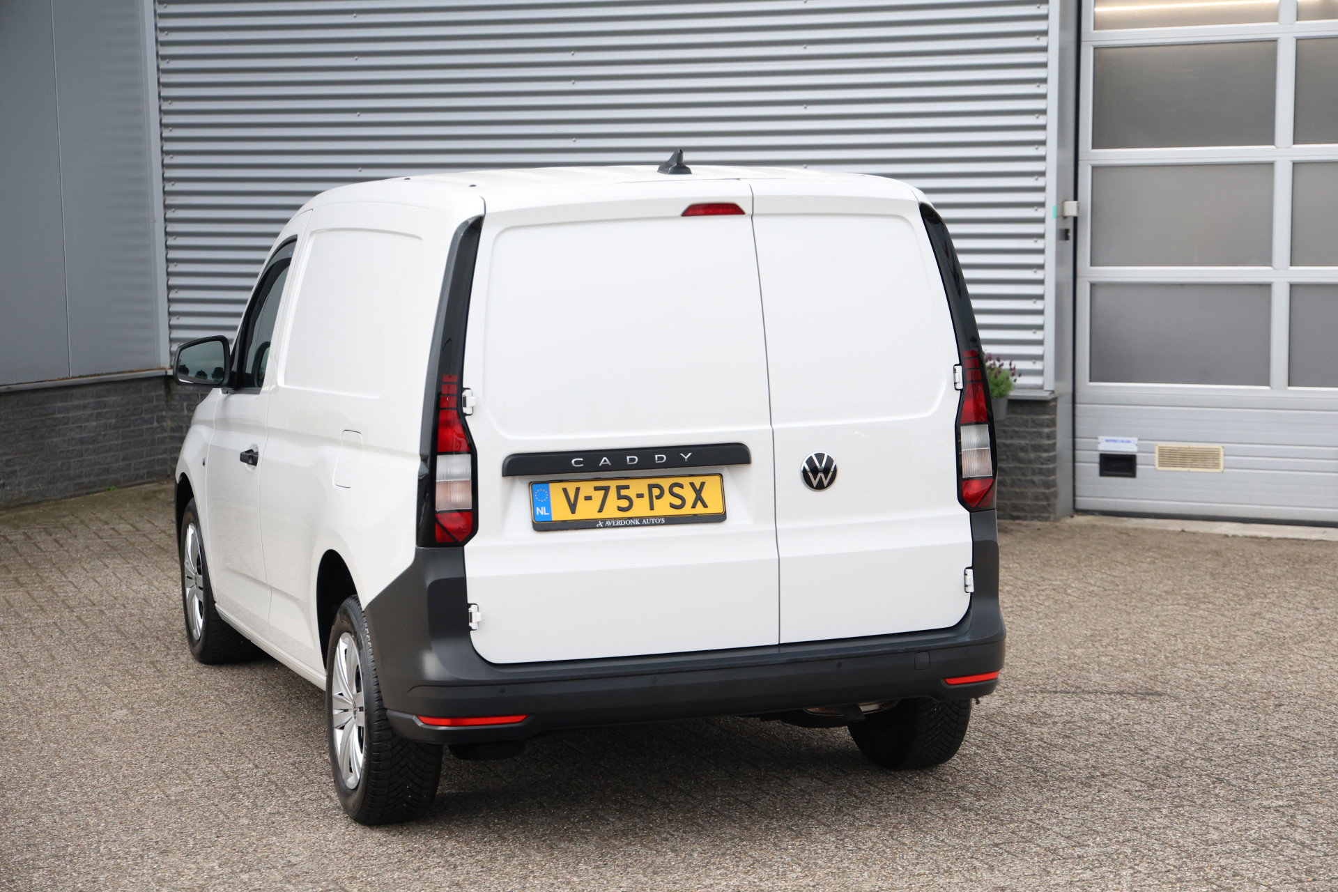 Volkswagen Caddy Cargo - 17