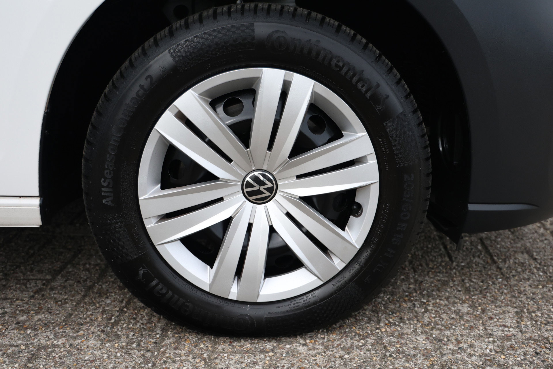 Volkswagen Caddy Cargo - 10