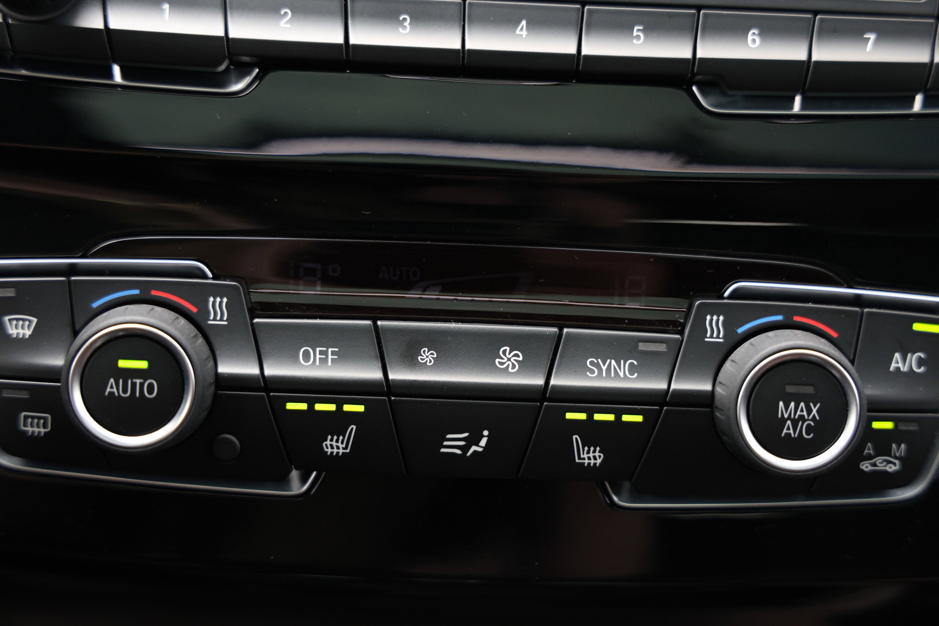 BMW X2 - 38