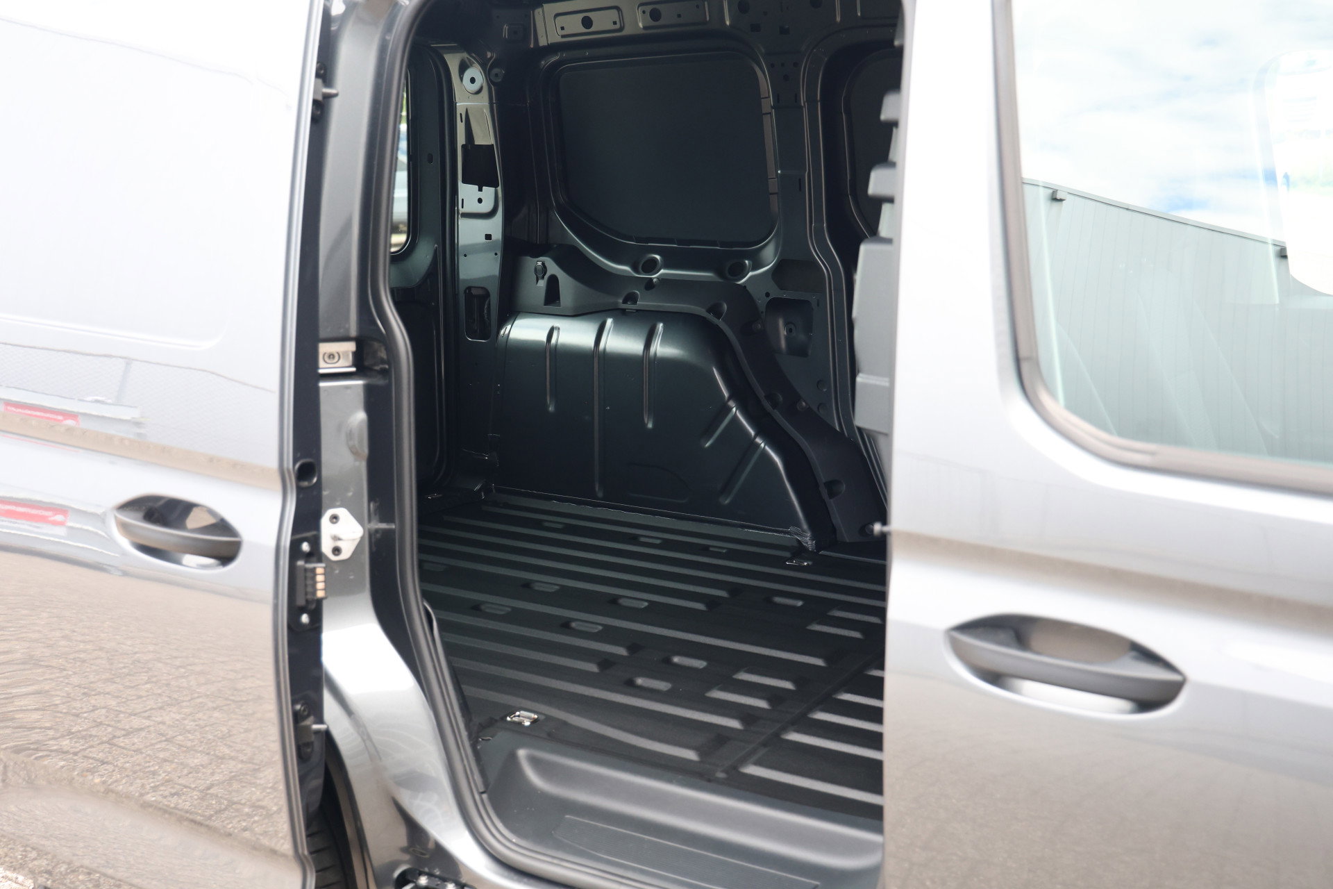 Volkswagen Caddy Cargo - 21