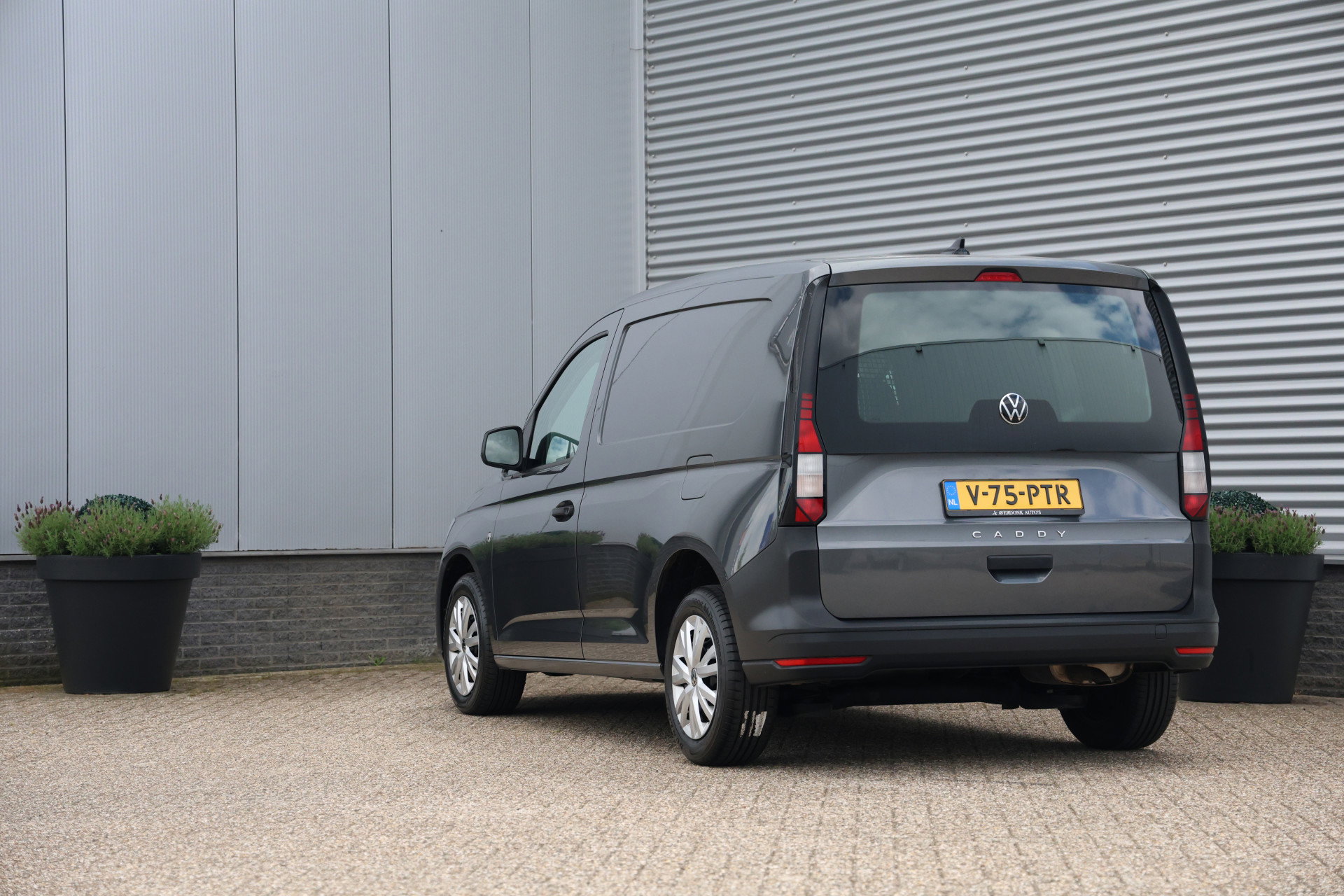 Volkswagen Caddy Cargo - 2