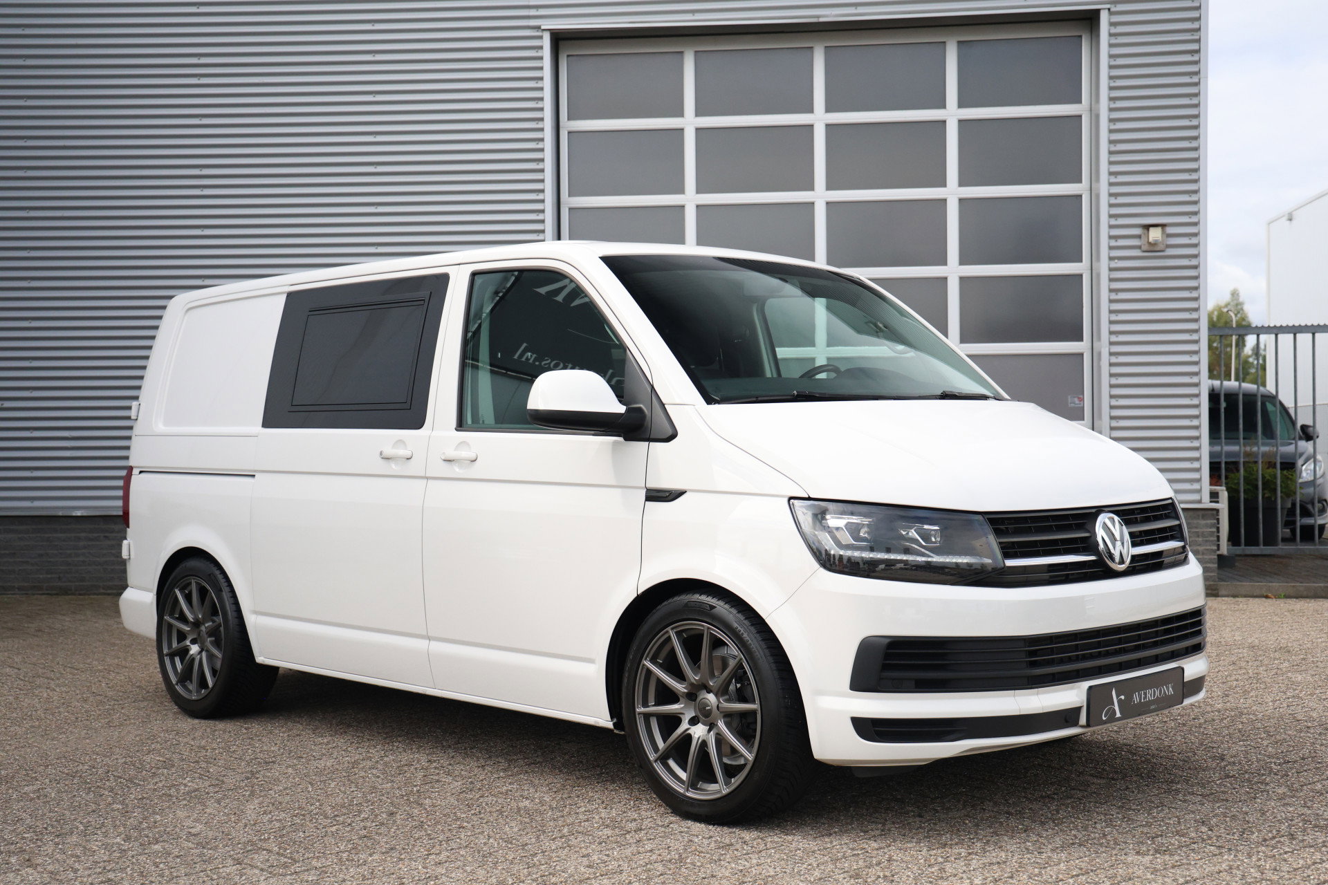 Volkswagen Transporter - 5