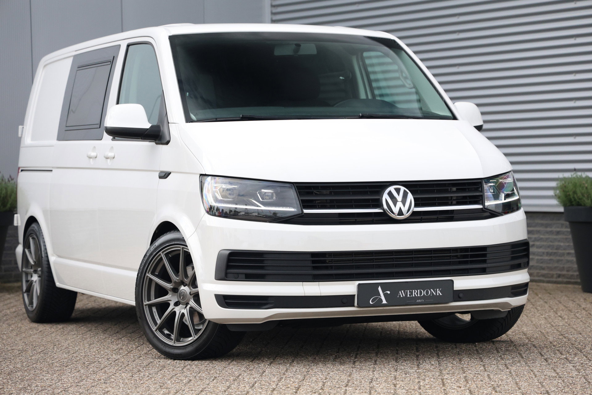 Volkswagen Transporter - 6