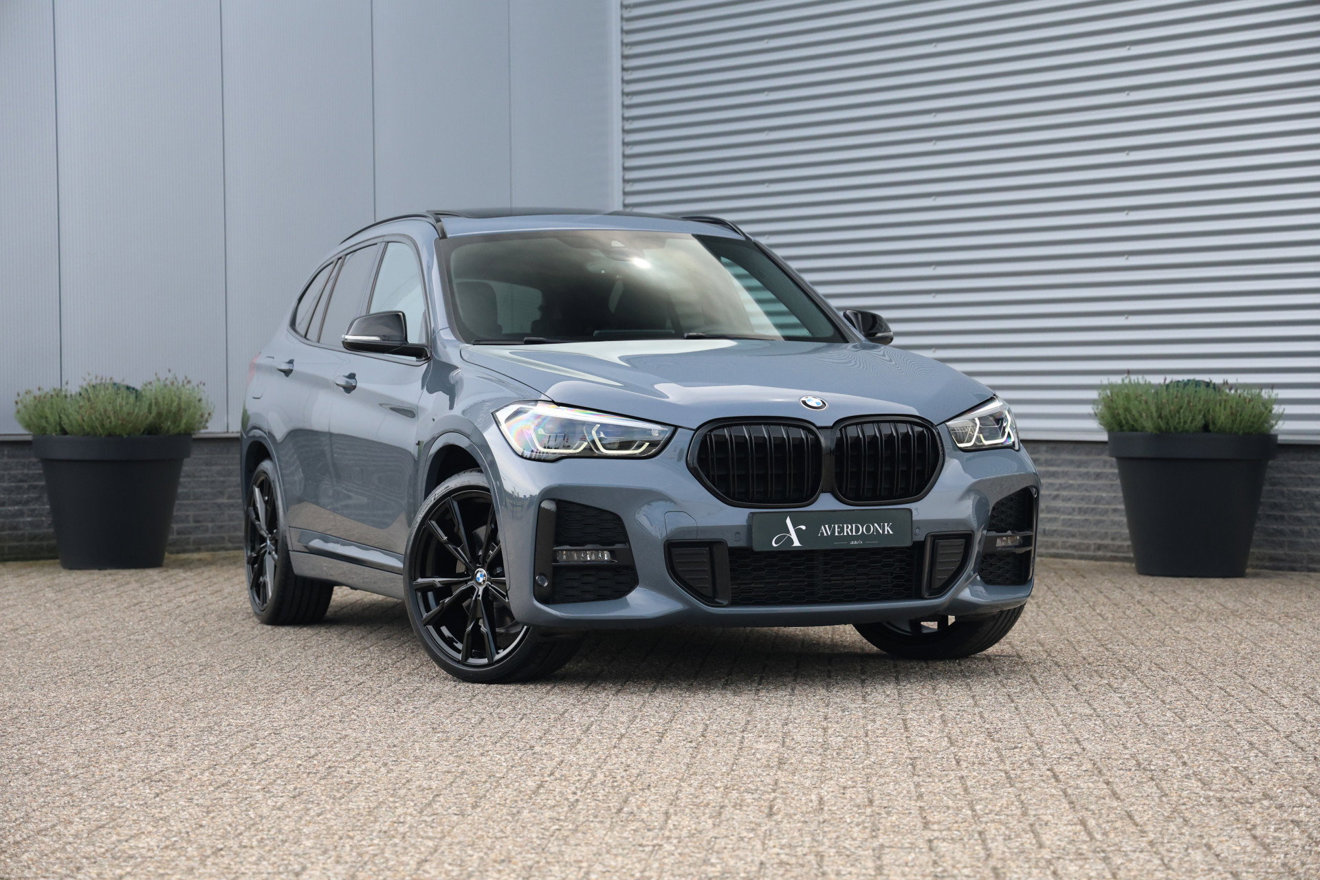 BMW X1 - 0