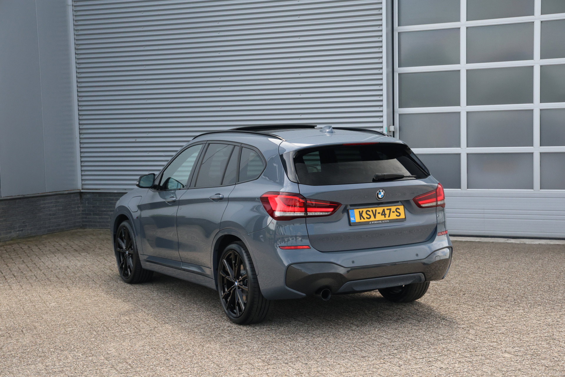 BMW X1 - 19