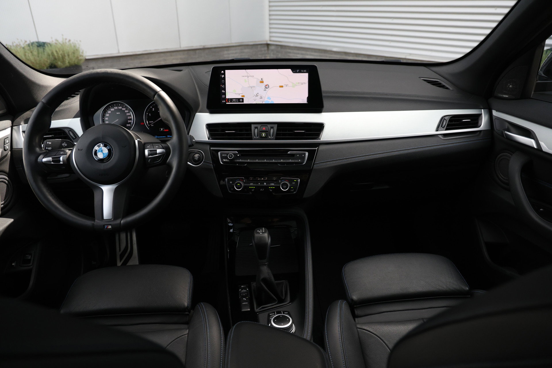 BMW X1 - 26