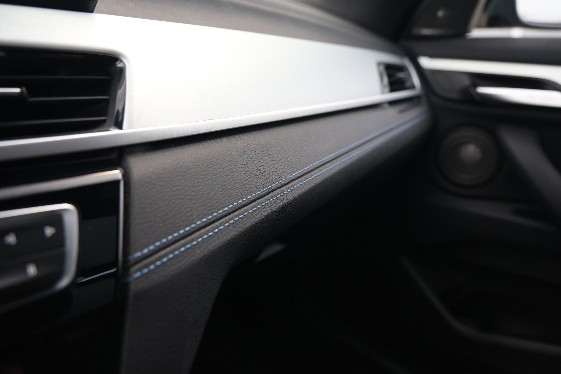 BMW X1 - 32