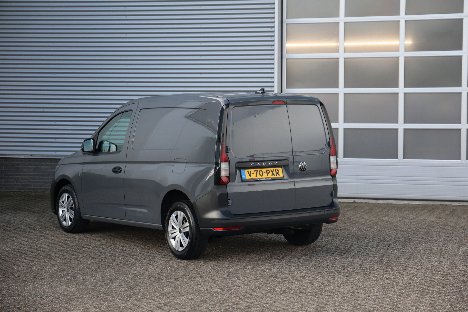 Volkswagen Caddy Cargo - 17