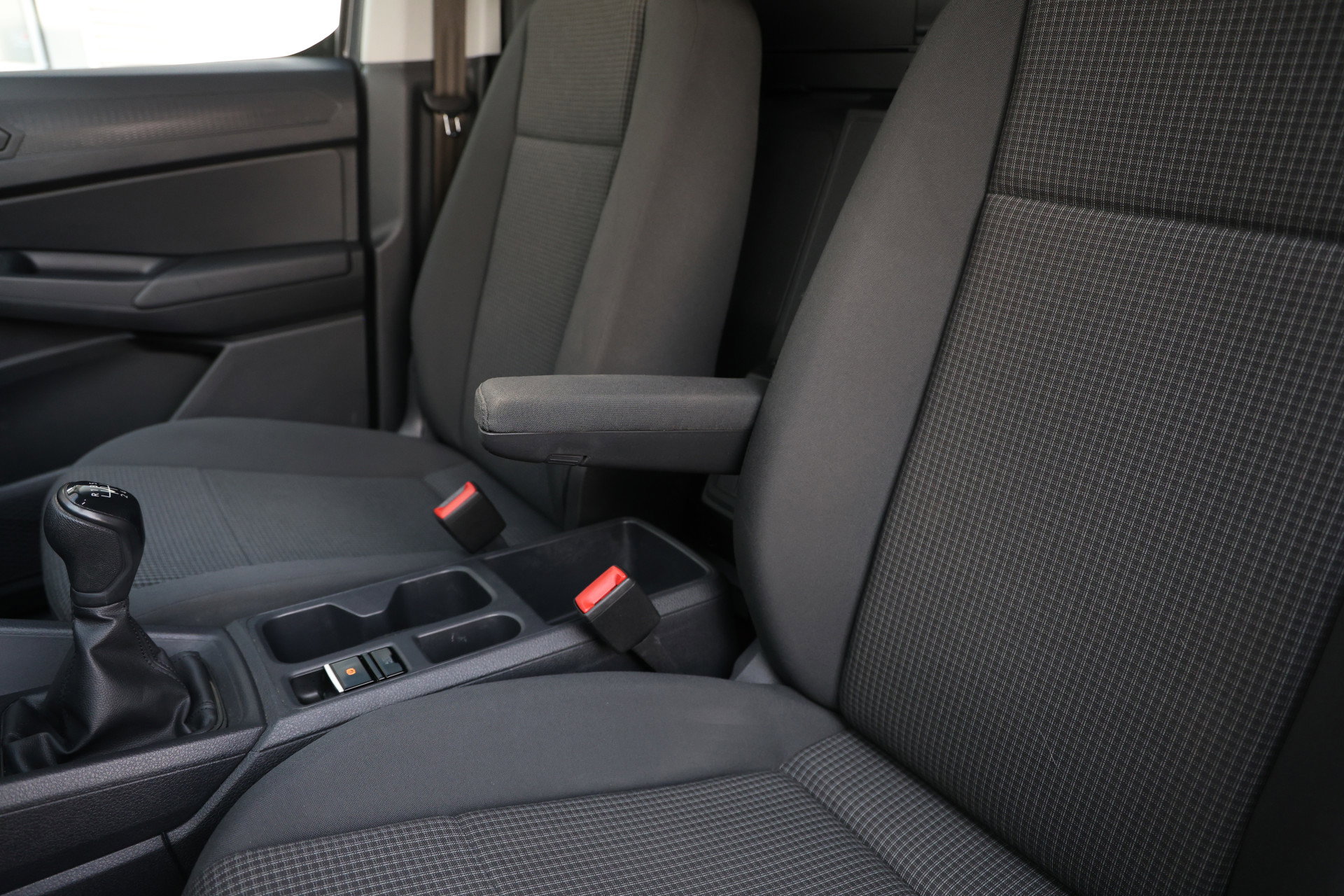 Volkswagen Caddy Cargo - 39