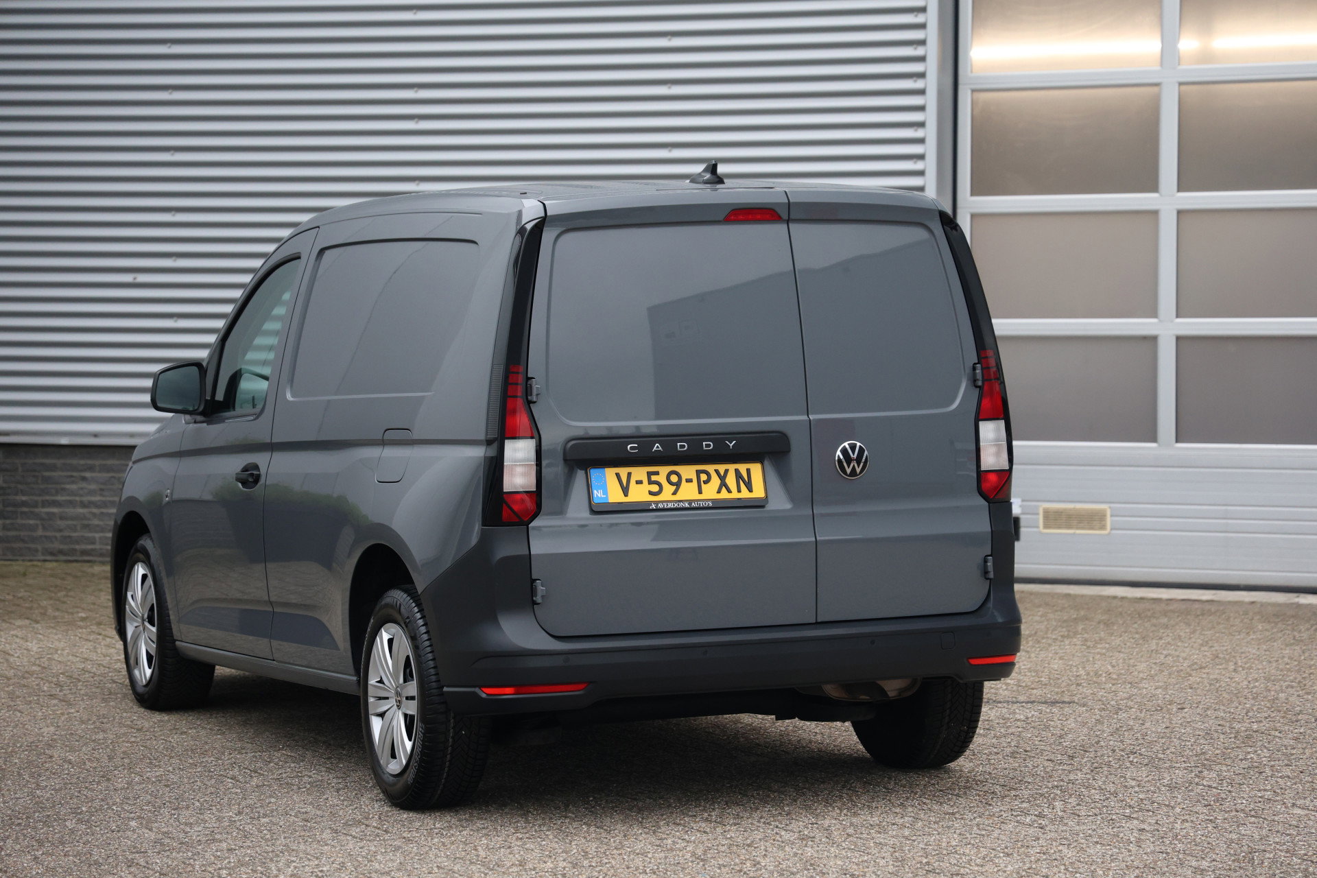 Volkswagen Caddy Cargo - 16