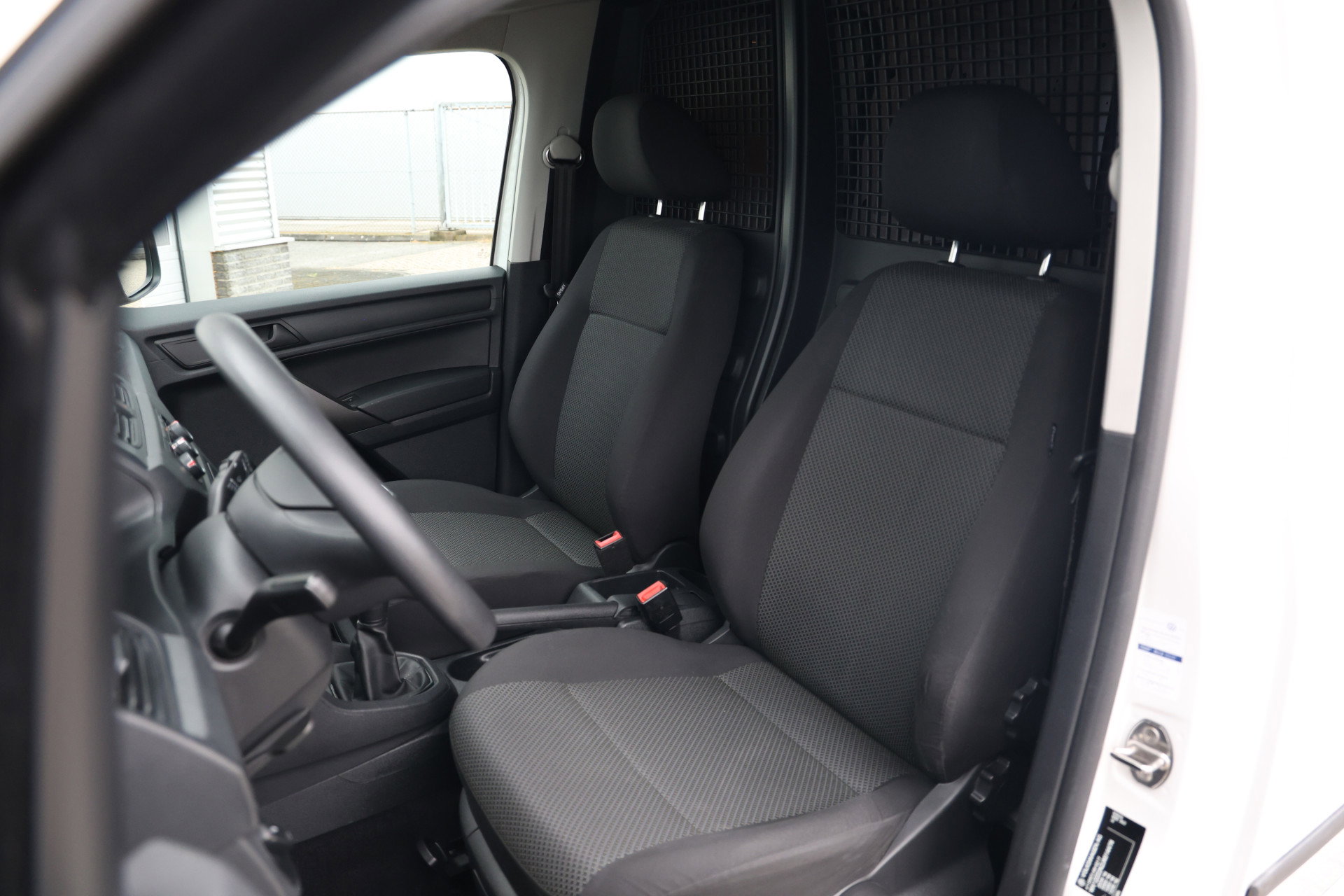 Volkswagen Caddy - 4