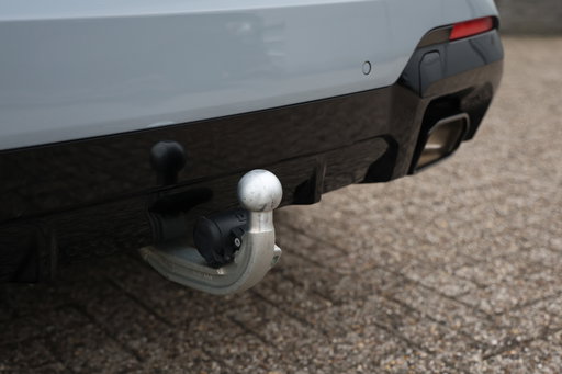 trekhaak elektrisch bedienbaar