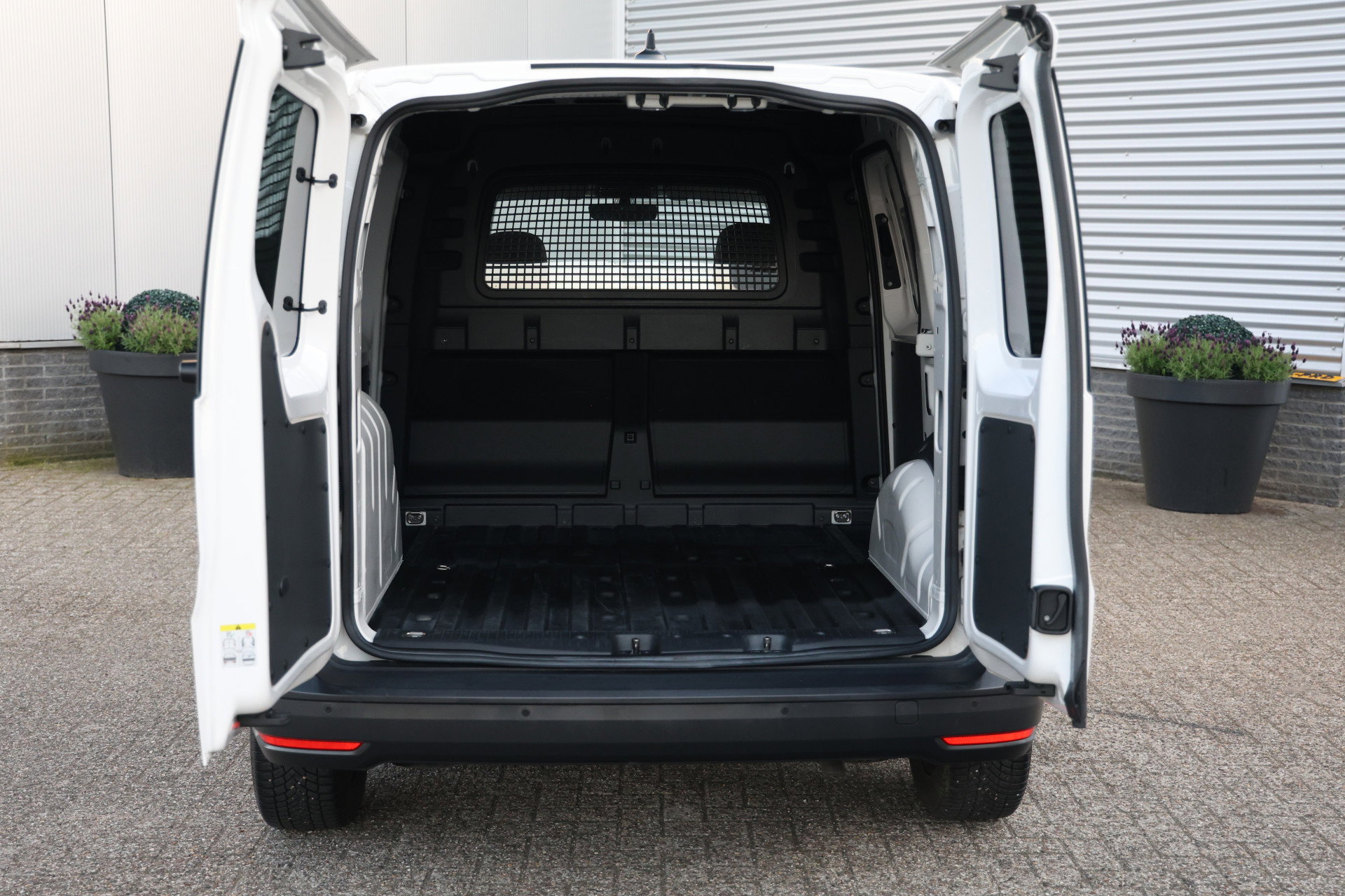 Volkswagen Caddy Cargo - 19