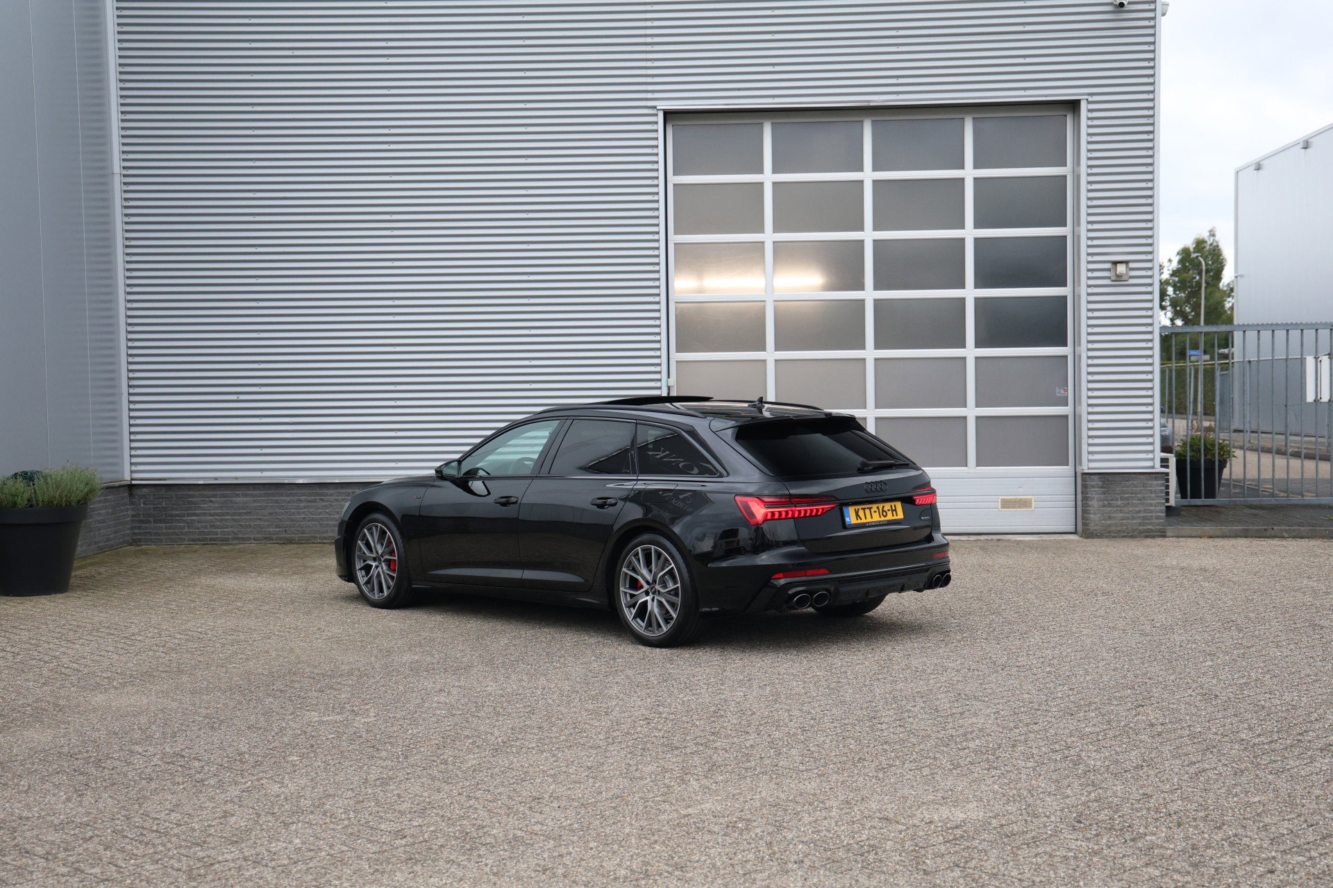 Audi A6 - 25