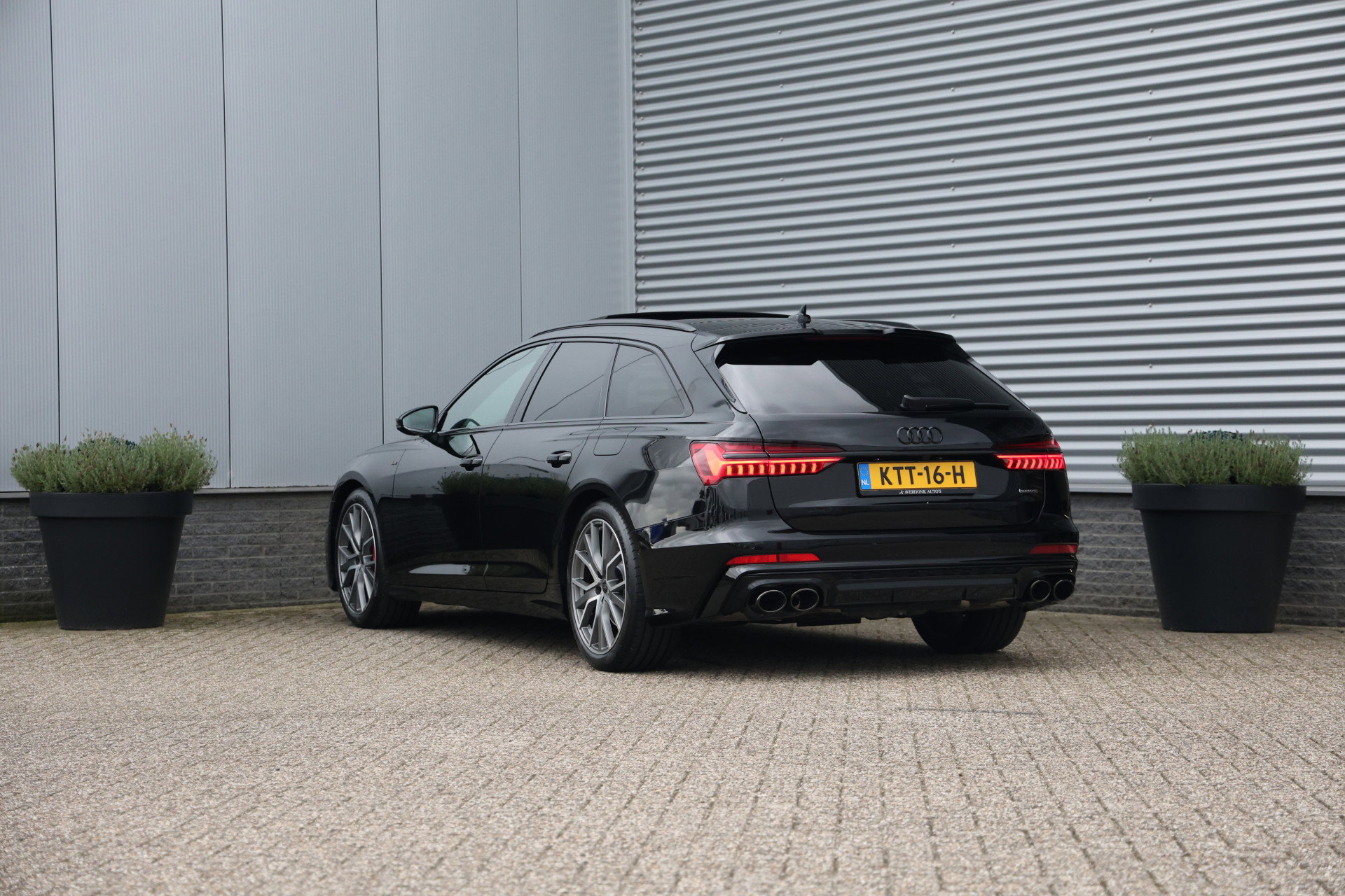 Audi A6 - 2