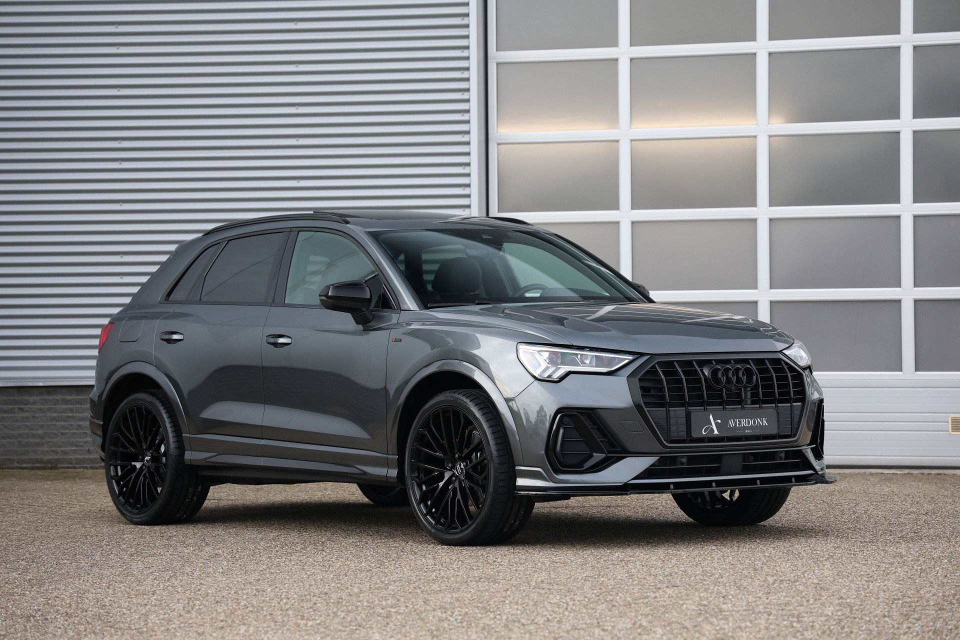 Audi Q3 - 17