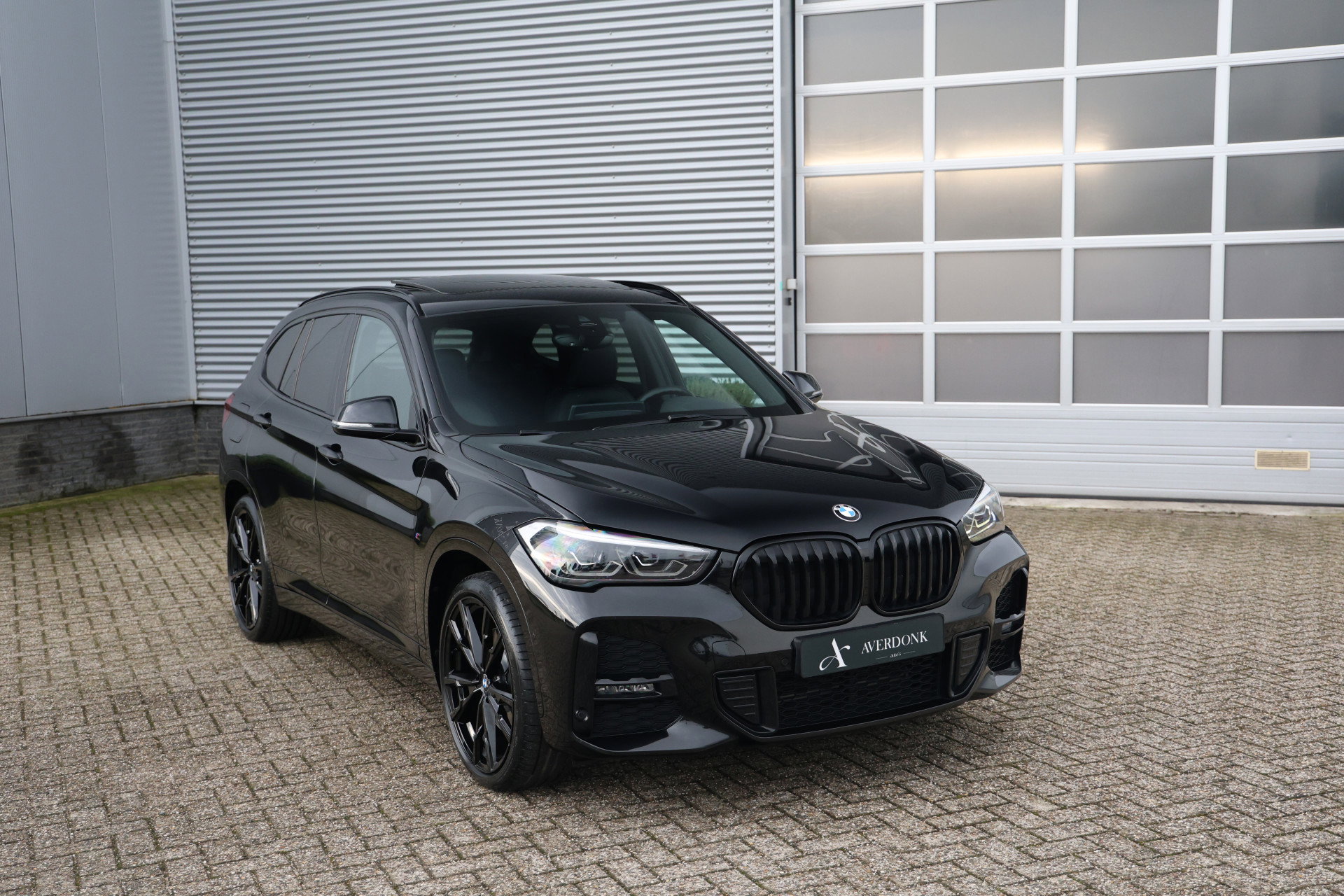 BMW X1 - 15