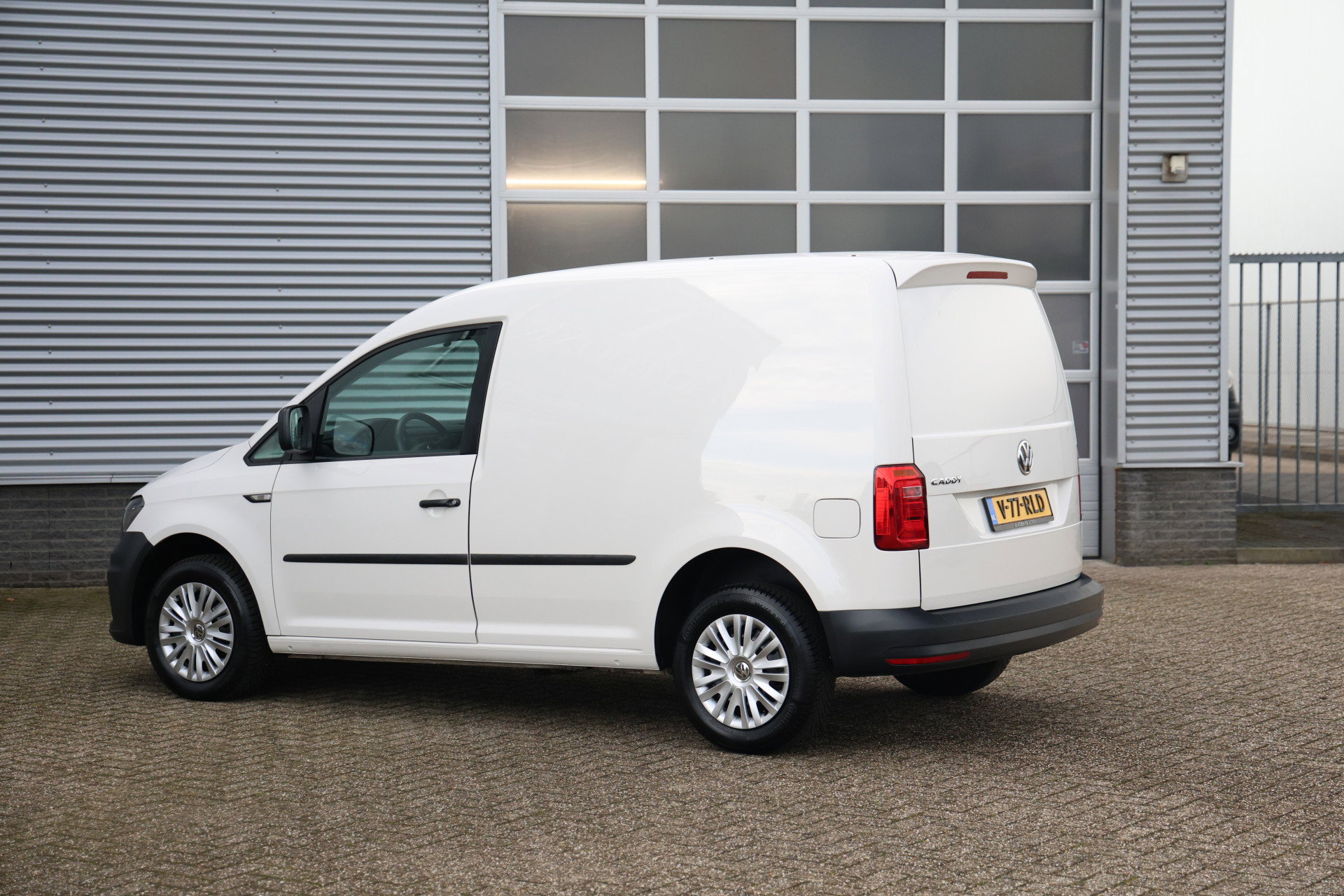 Volkswagen Caddy - 16