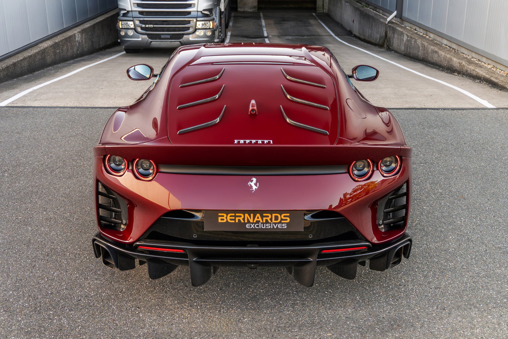 Ferrari 812 Competizione