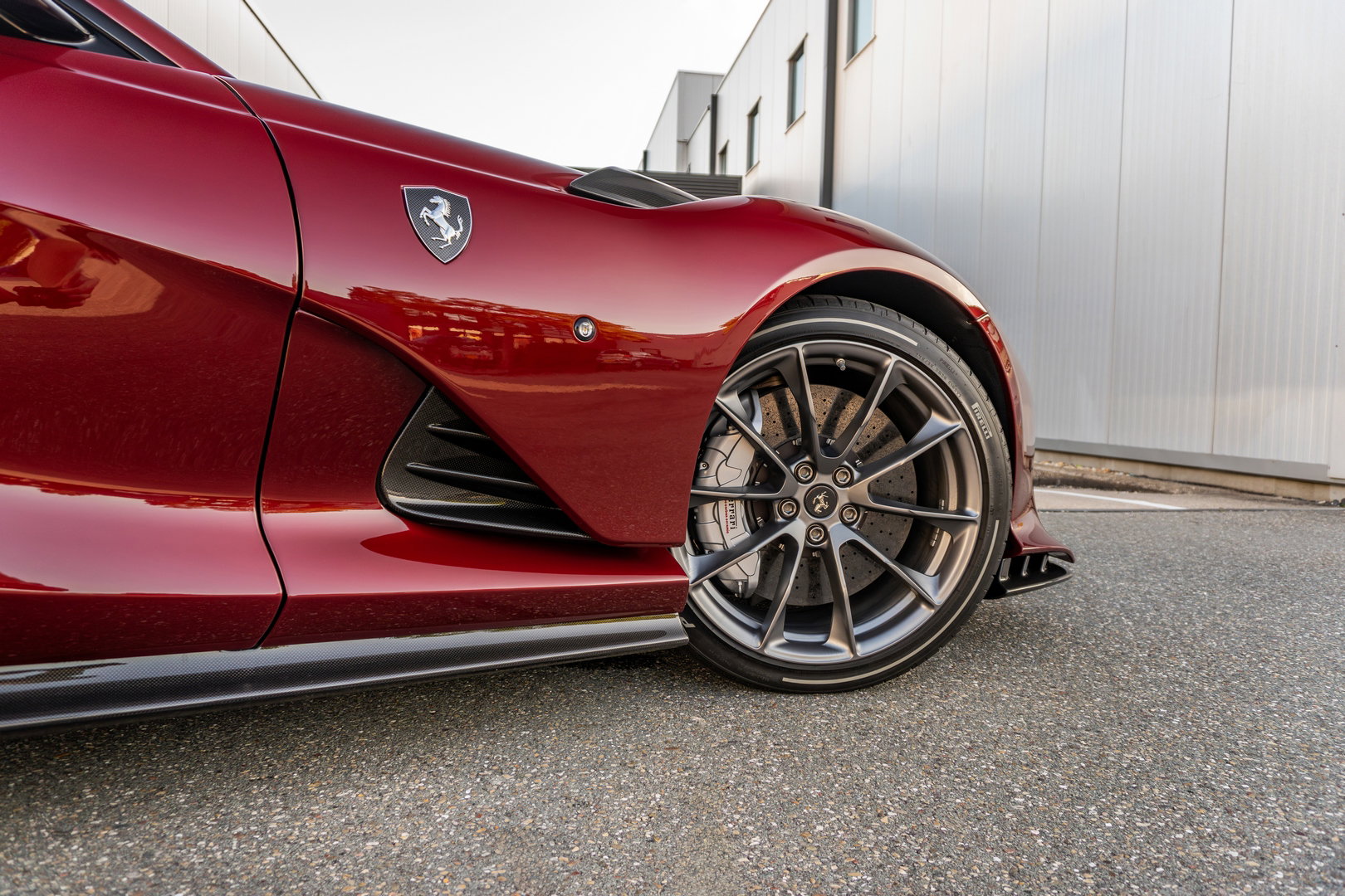 Ferrari 812 Competizione