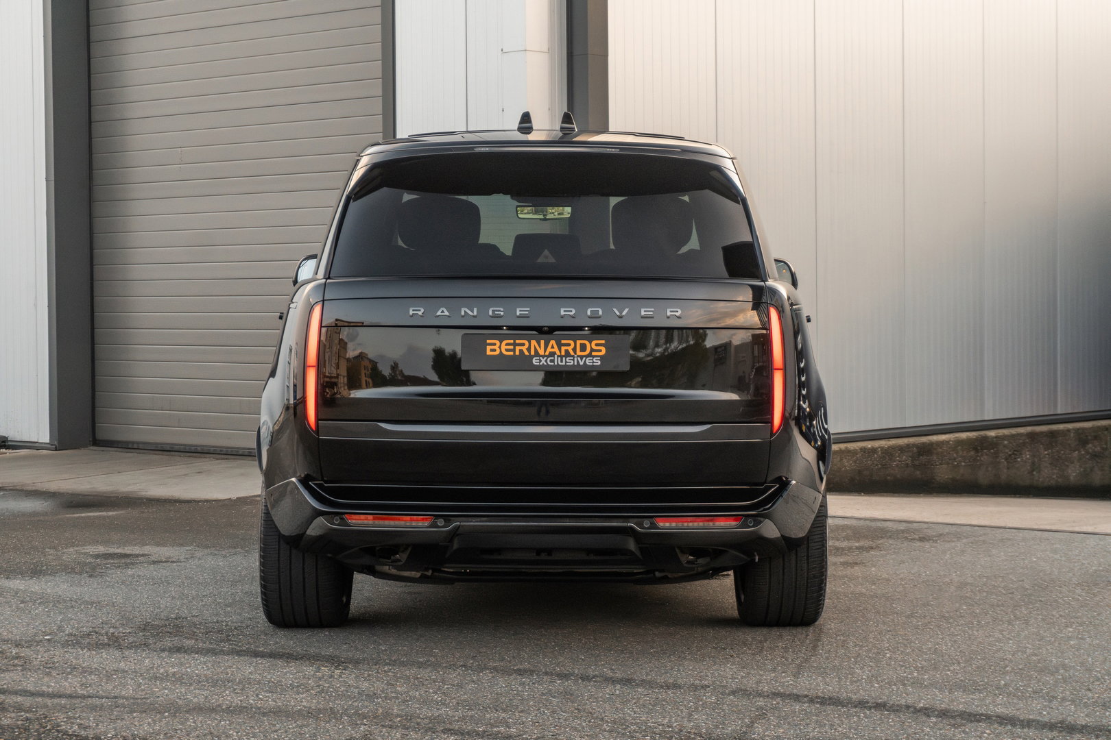 Land Rover Range Rover P550e Autobiography