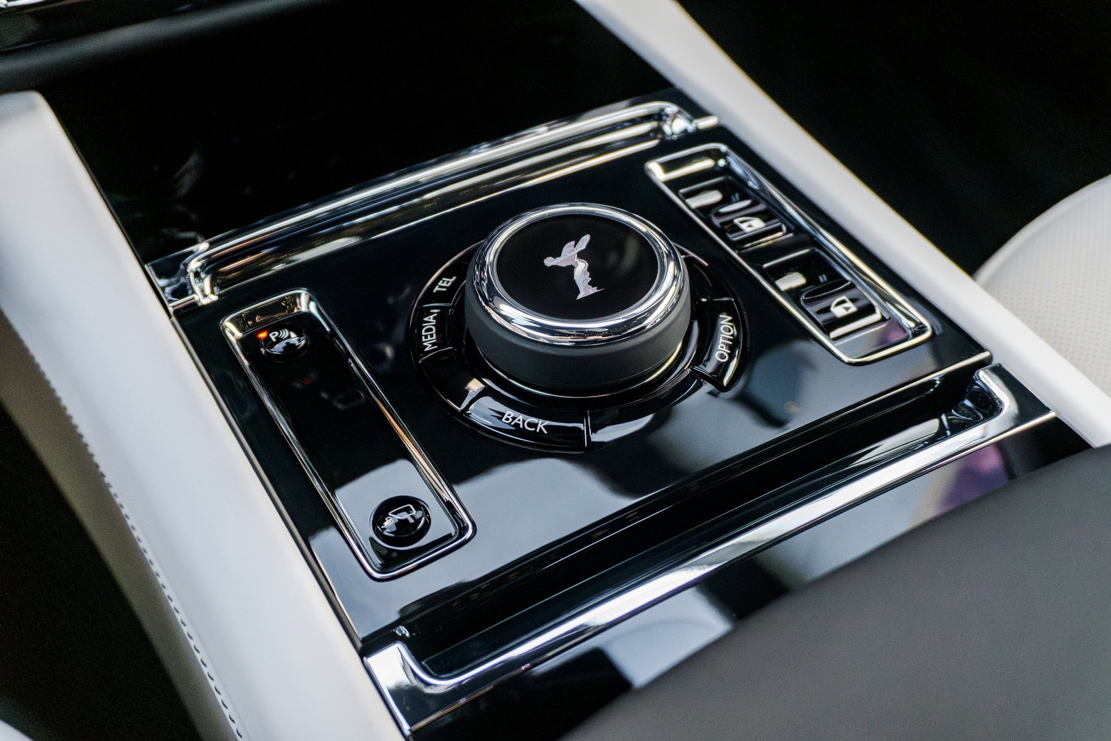 Rolls-Royce Spectre