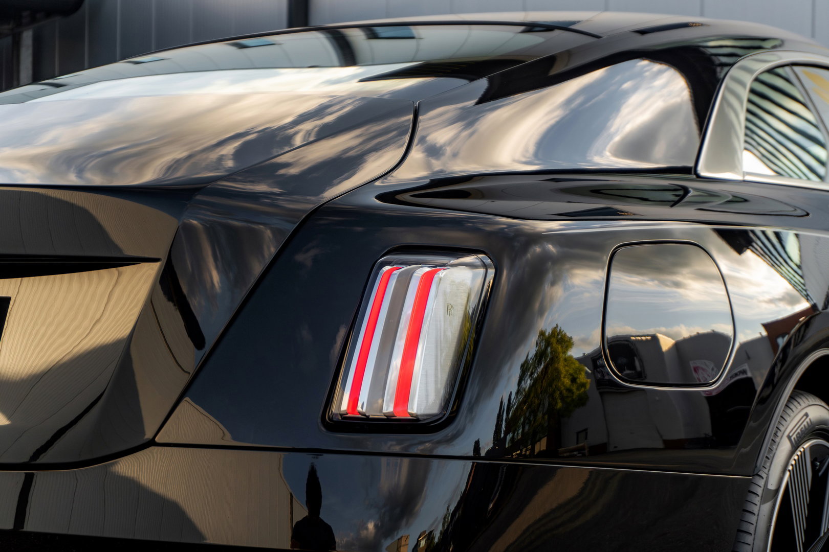 Rolls-Royce Spectre