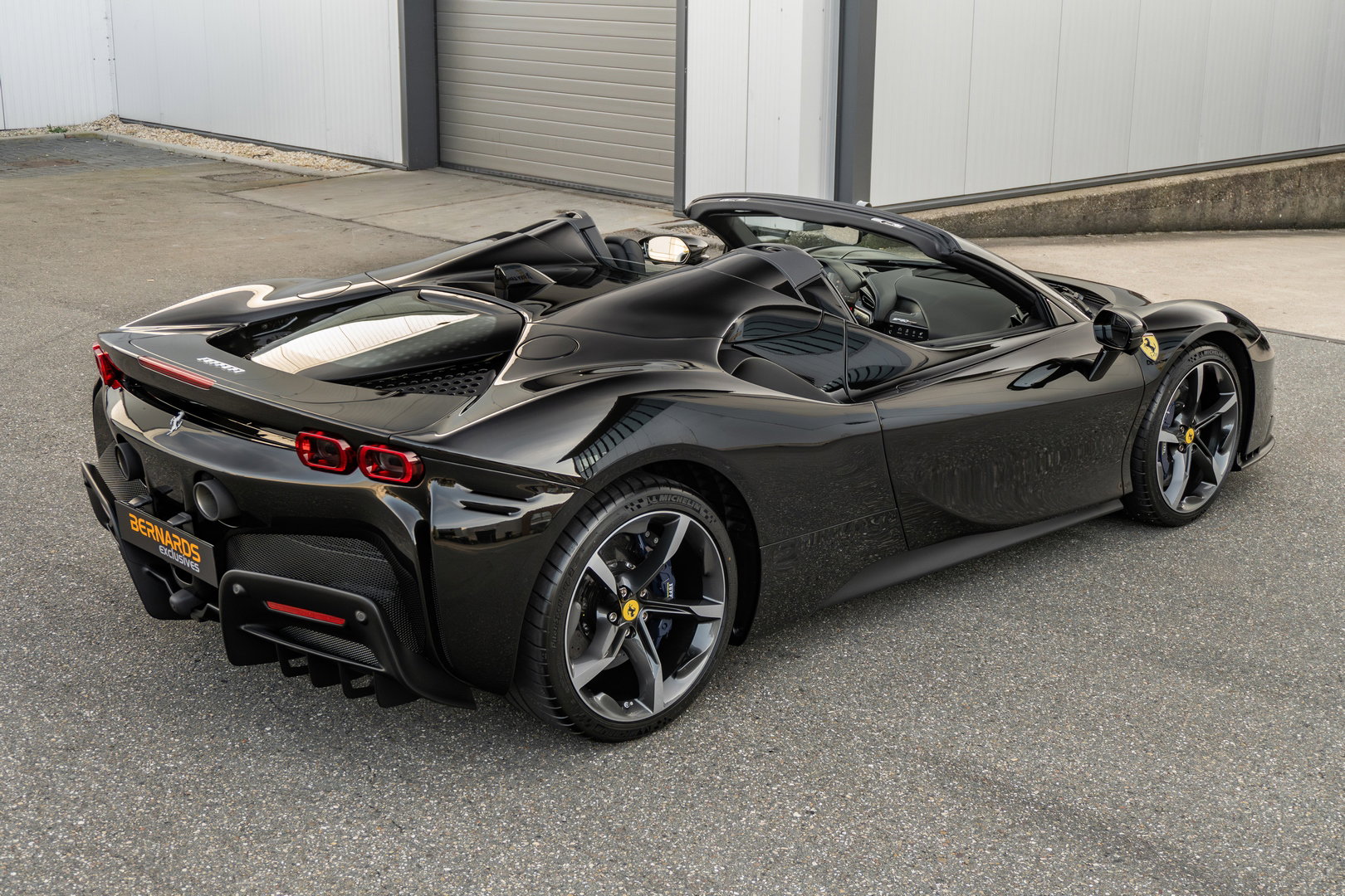 Ferrari SF90 Spider