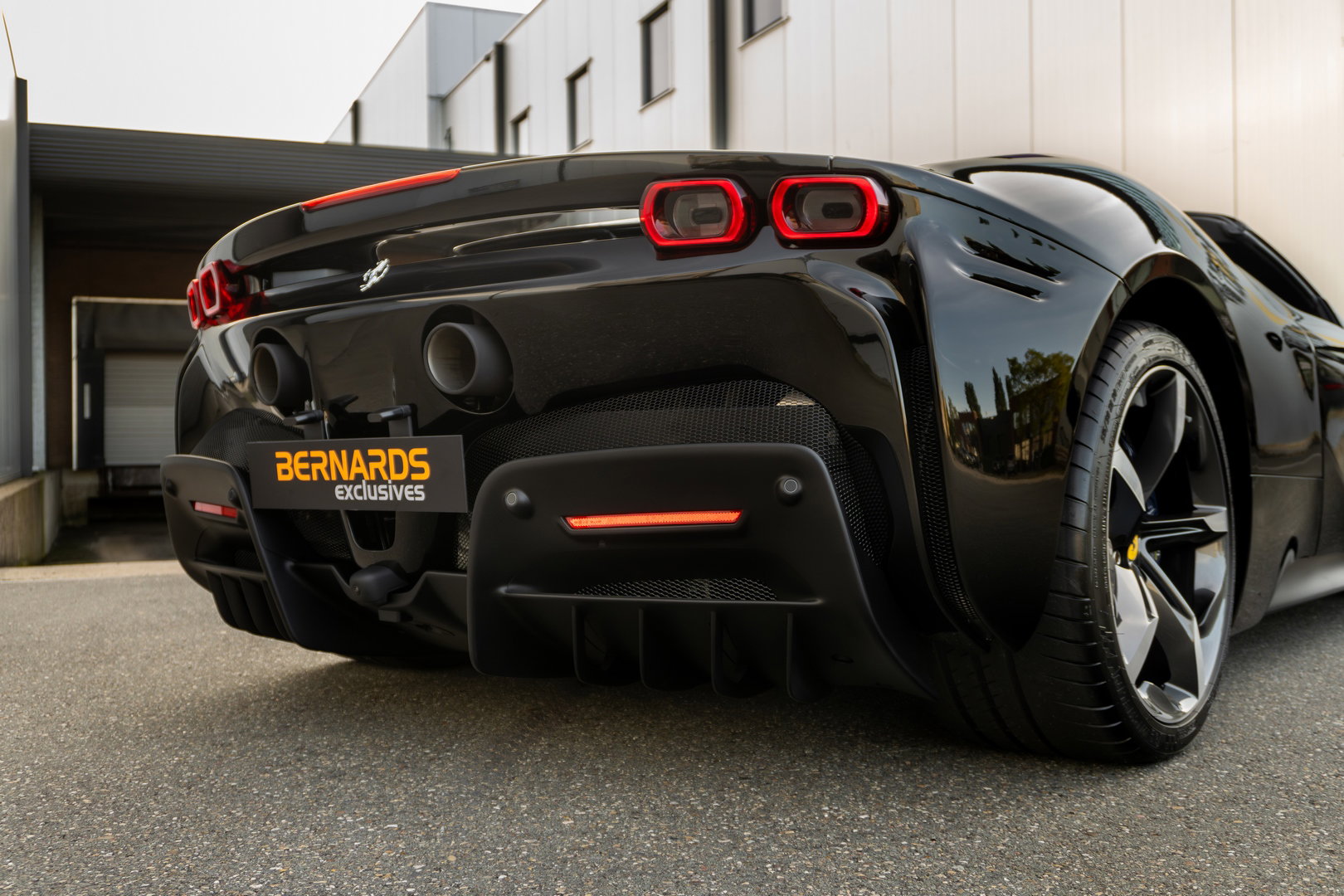 Ferrari SF90 Spider