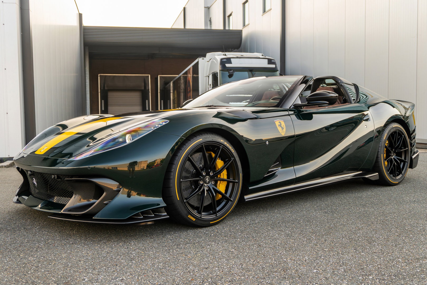 Ferrari 812 Competizione Aperta