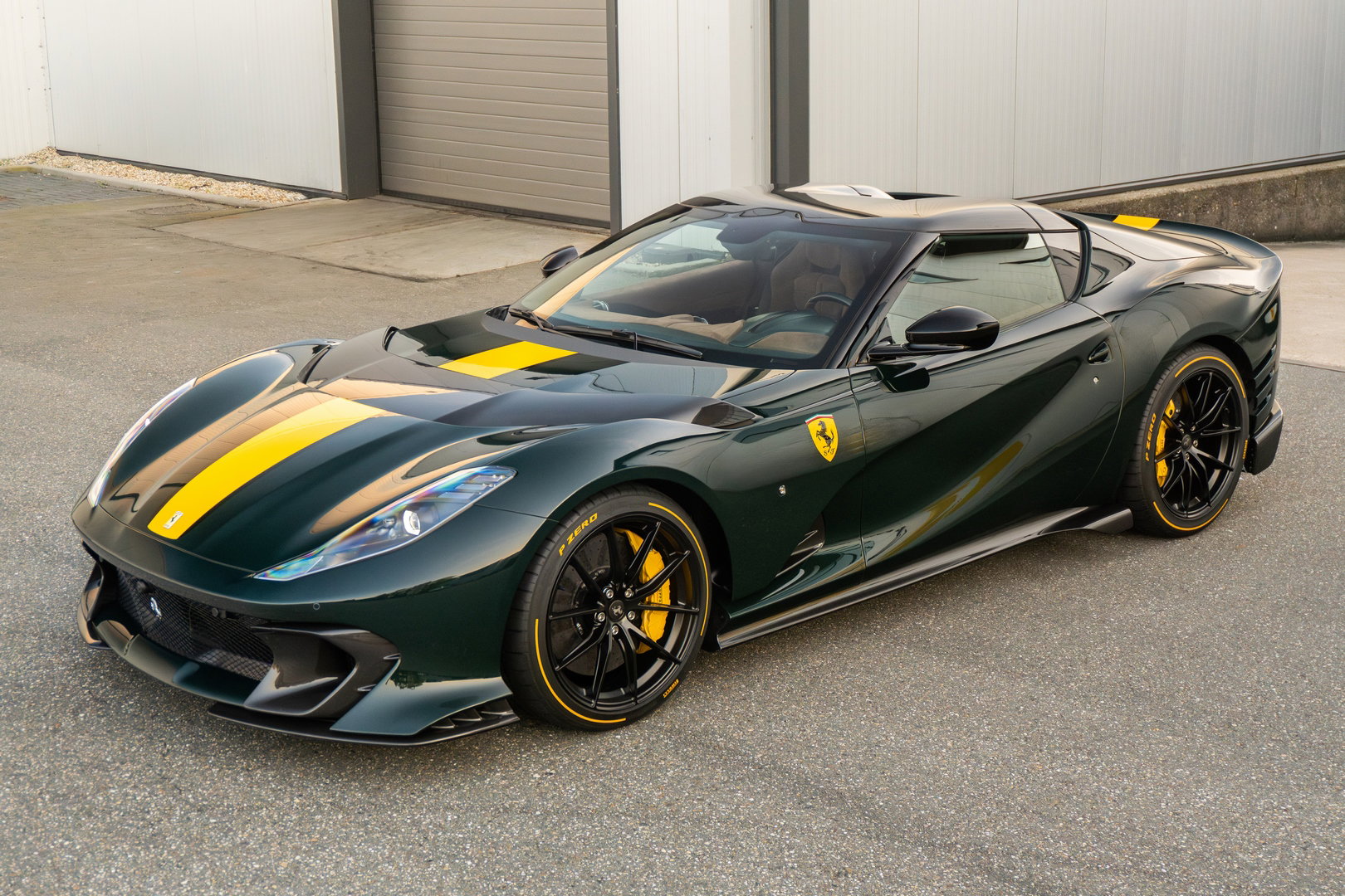 Ferrari 812 Competizione Aperta