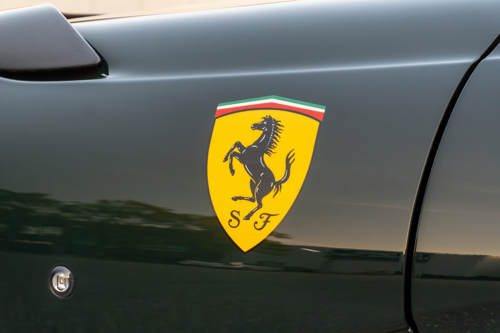Ferrari 812 Competizione Aperta